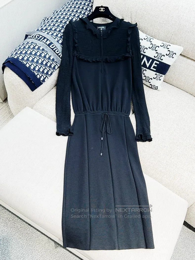 Chanel Chanel Black lotus leaf petal long-sleeved knitted dress Size XXS / US 00 / IT 34 - 3 Thumbnail