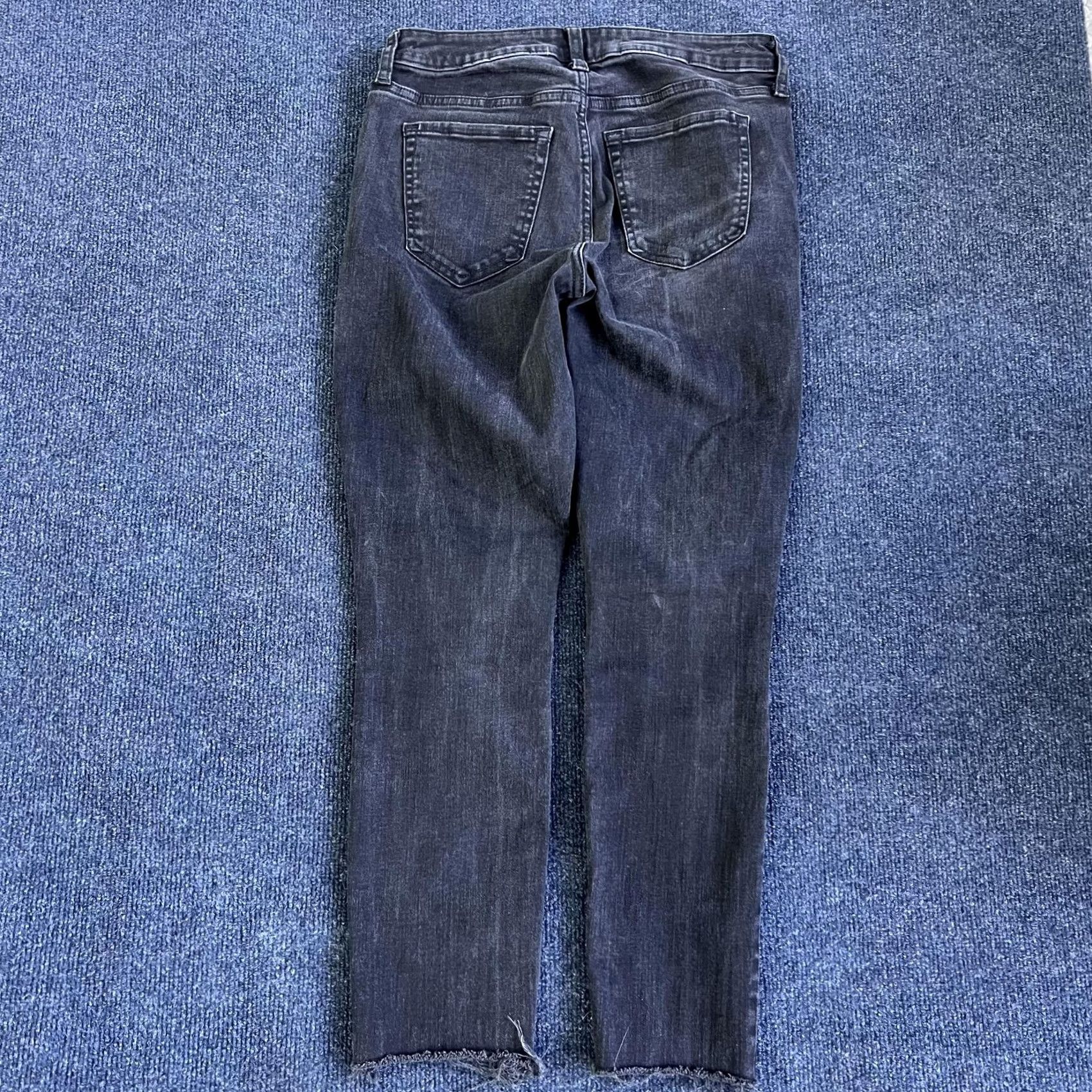 Gap Gap Jeans Womens 28 Long Tall Charcoal Wash Extra Slim Stretch Jegging Denim 5-Pocket Distressed Pockets Zipper Button Clothing Mens Womens Girls Boys Size 28" / US 6 / IT 42 - 5 Thumbnail