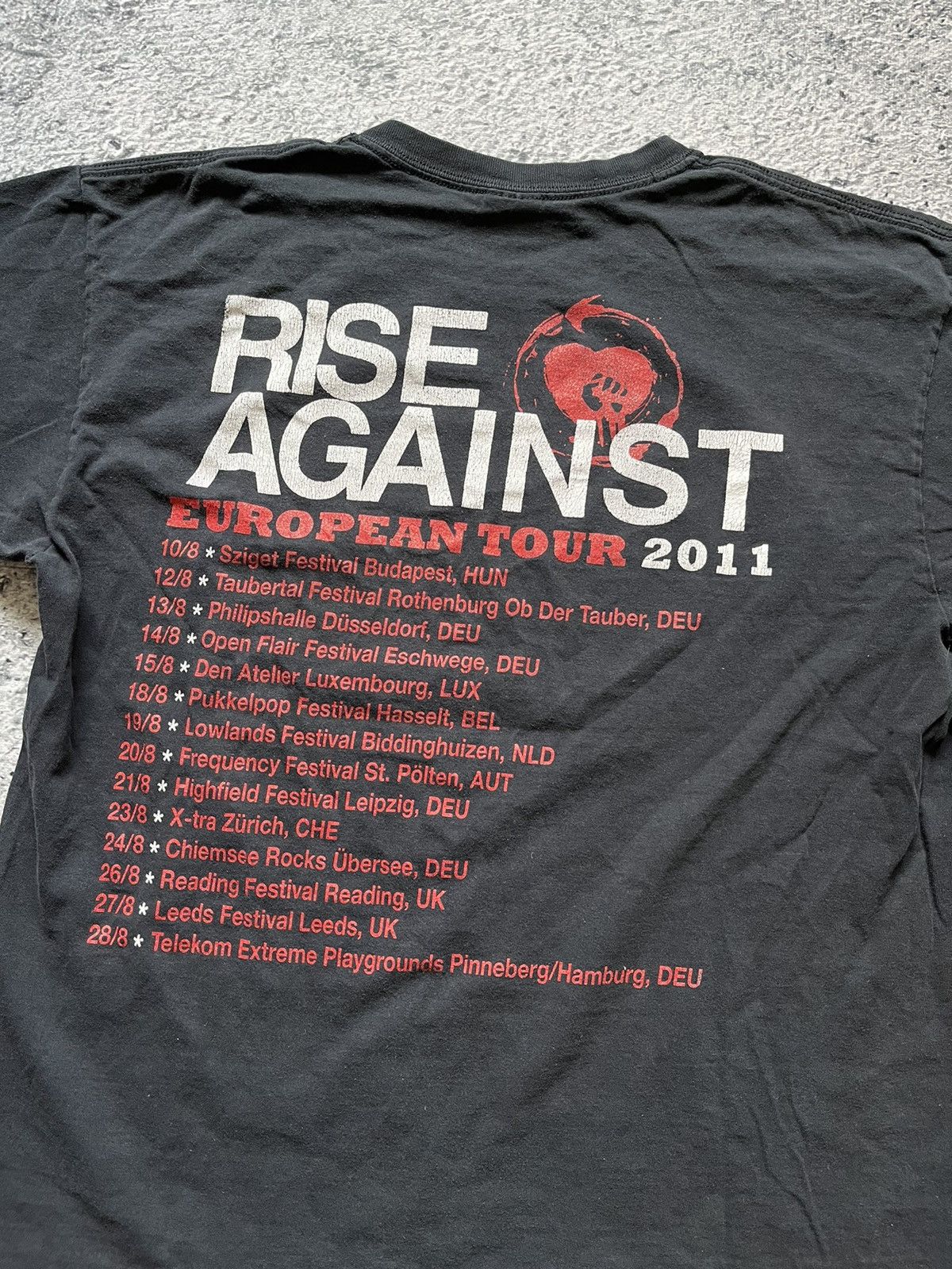 Band Tees × Vintage Rise Against Fall 2011 Europe Tour Vintage T-Shirt M Size Size US L / EU 52-54 / 3 - 7 Thumbnail