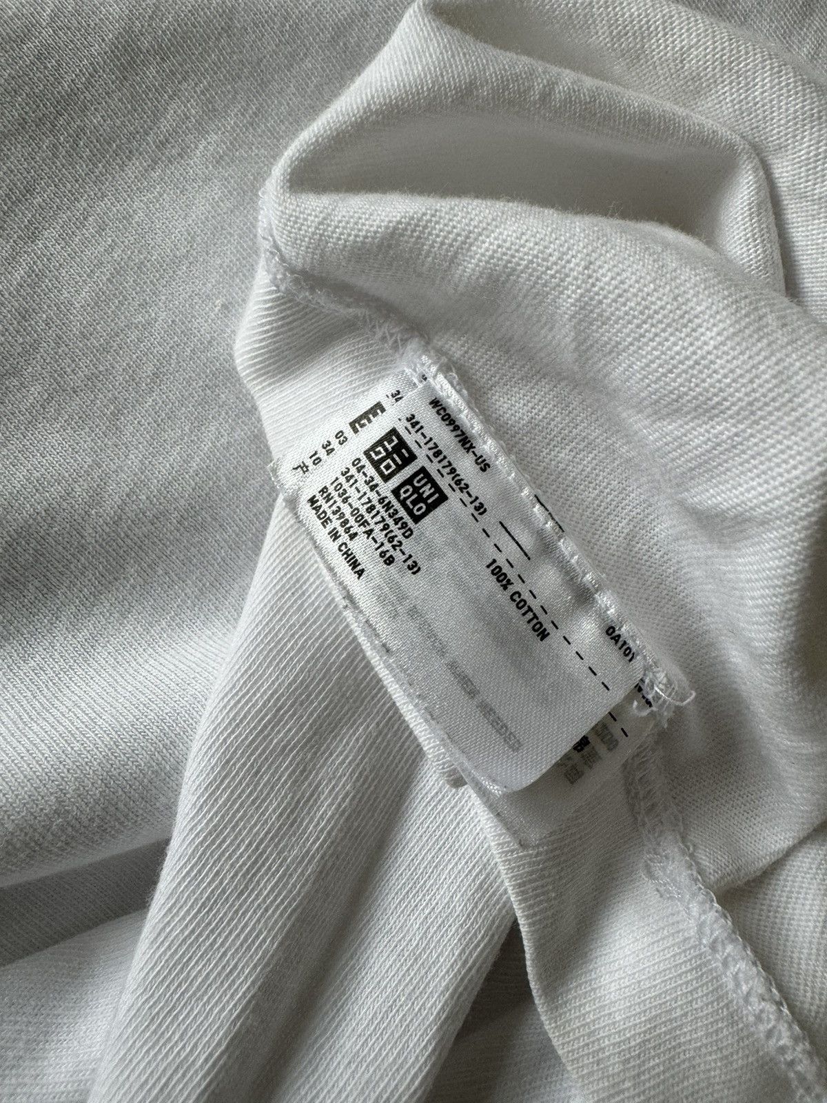 Kaws × Uniqlo Kaws Uniqlo Chum Vintage Tee Size US XL / EU 56 / 4 - 5 Thumbnail