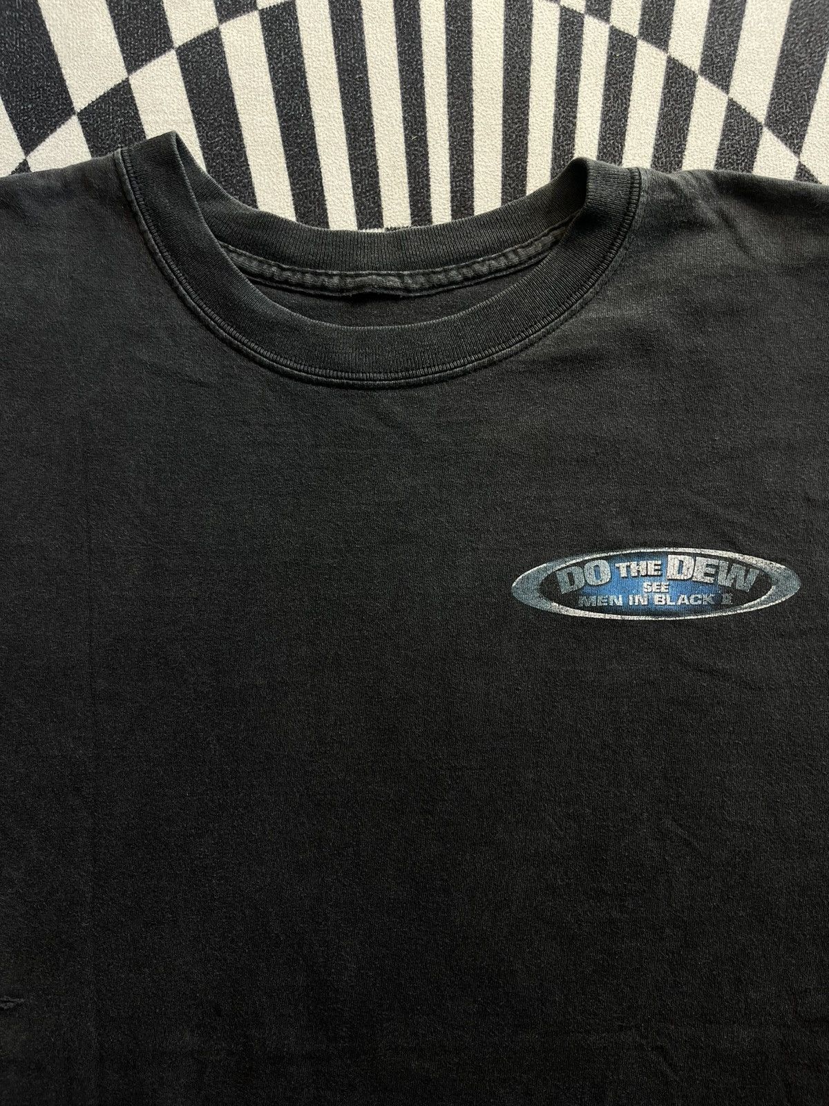 Arts & Science Vintage MEN IN BLACK 2 Do The Dew 2002’s Columbia Pictures Size US XL / EU 56 / 4 - 6 Thumbnail