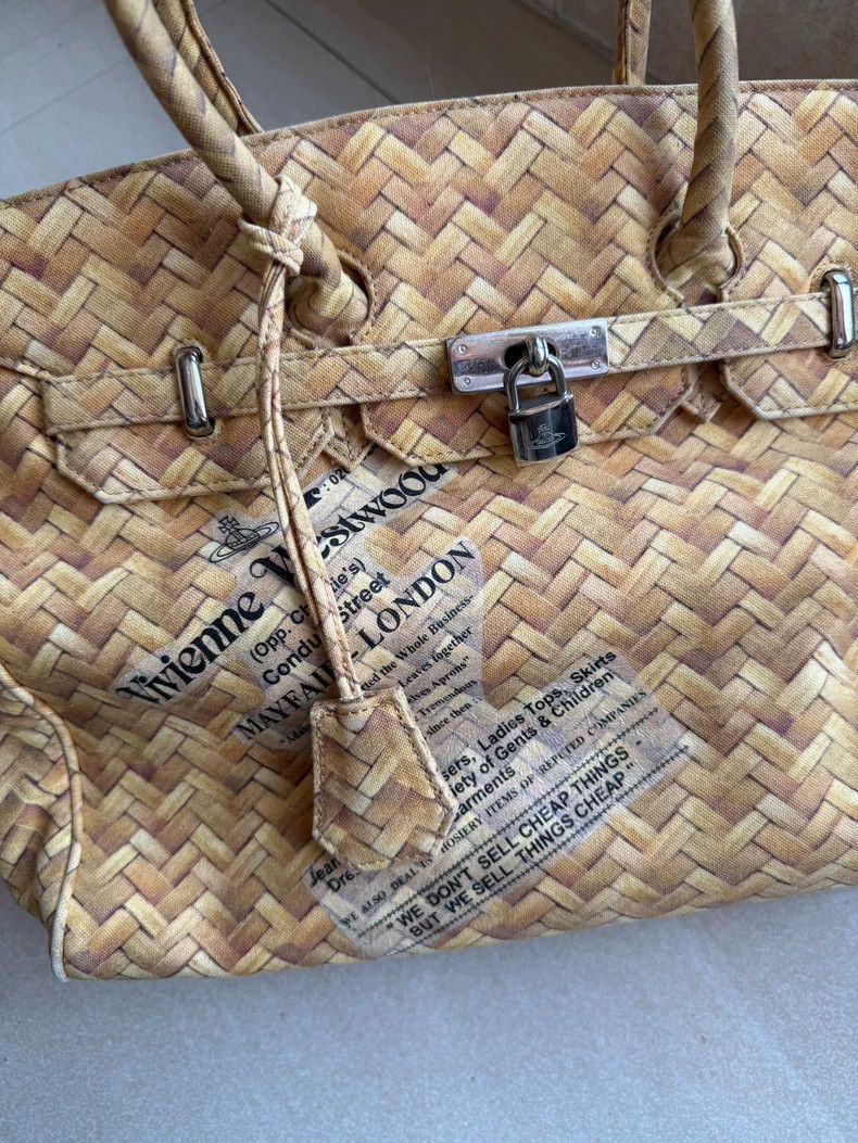 Vivienne Westwood Vivienne Westwood Jiang Huangyun weaves a wind of Nanjing Size ONE SIZE - 2 Thumbnail
