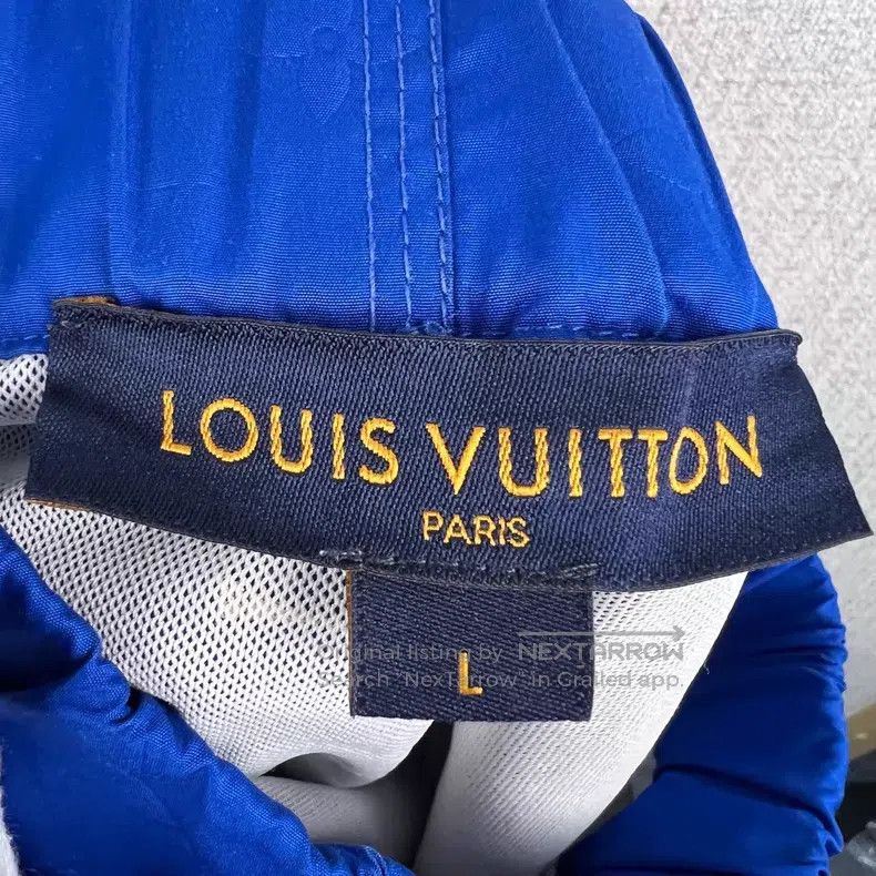 Louis Vuitton Louis Vuitton size l Dark-print print lace up beach shorts Size US 28 / EU 44 - 4 Thumbnail