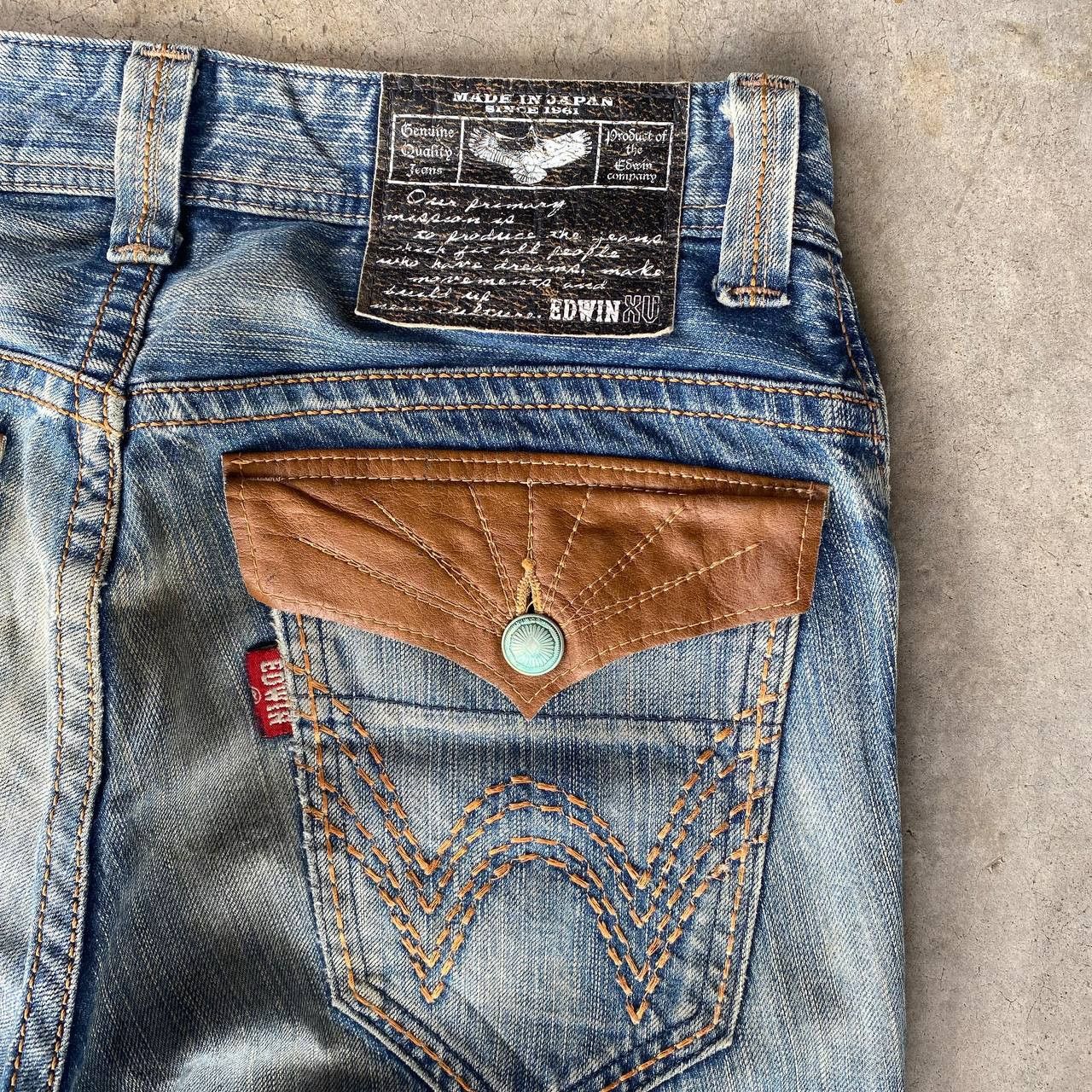 Edwin FLARED VINTAGE EDWIN JAPAN BULLS BOOTCUT DISTRESSED DENIM Size US 30 / EU 46 - 4 Thumbnail