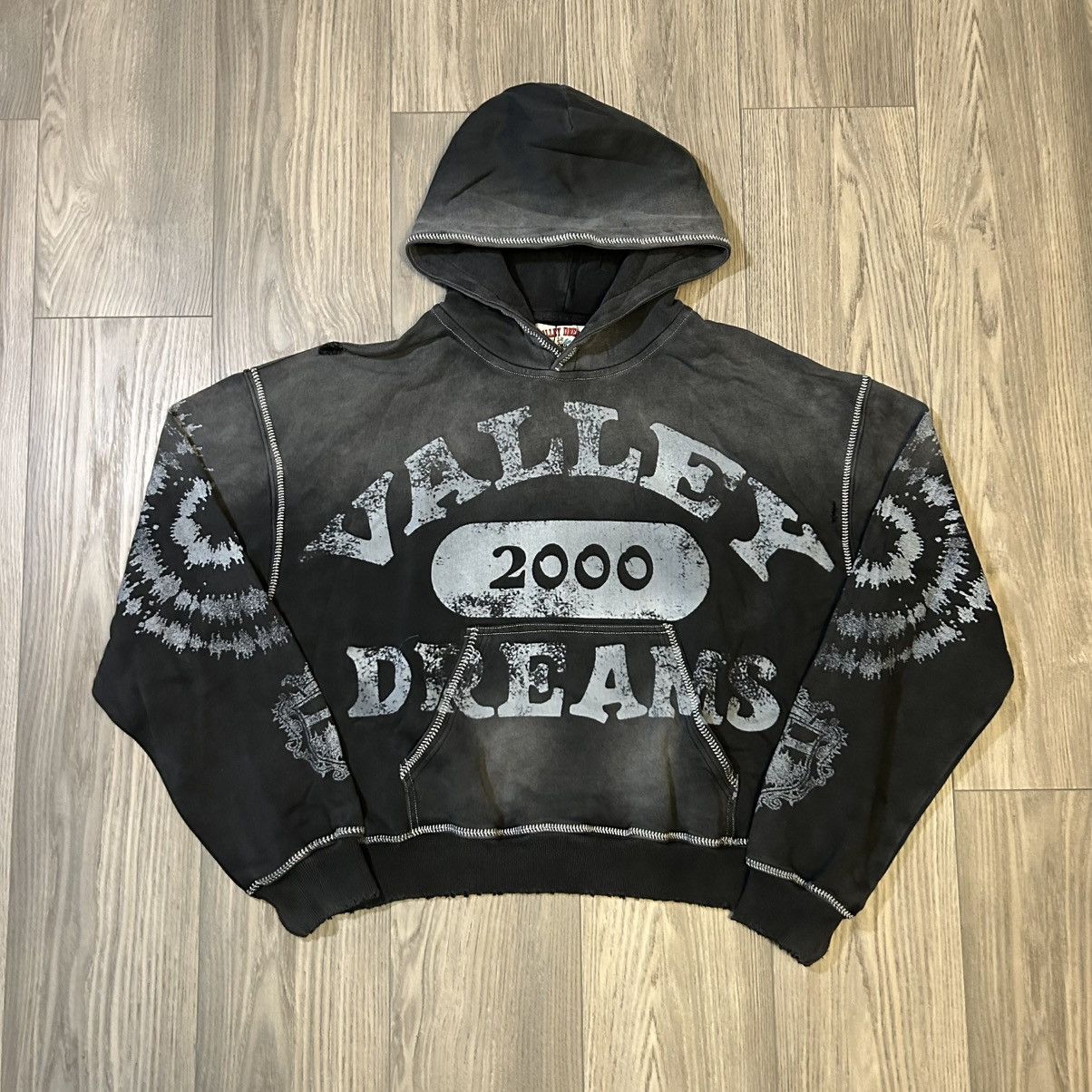Vale Forever 2000 Spiral Pullover (Black)