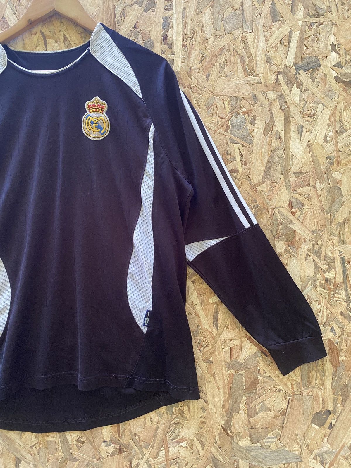 Vintage Vintage real madrid longsleeve jersey Size US M / EU 48-50 / 2 - 2 Thumbnail