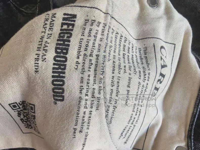 Neighborhood Neighborhood size L Jeans Size US 27 - 7 Thumbnail