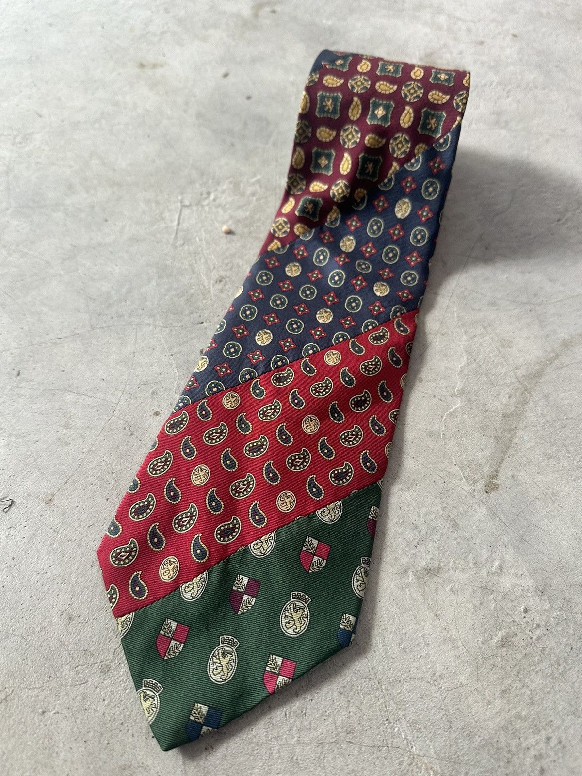 Designer × Tommy Hilfiger Tie Tommy Hilfiger Fullpattern Size ONE SIZE - 2 Thumbnail