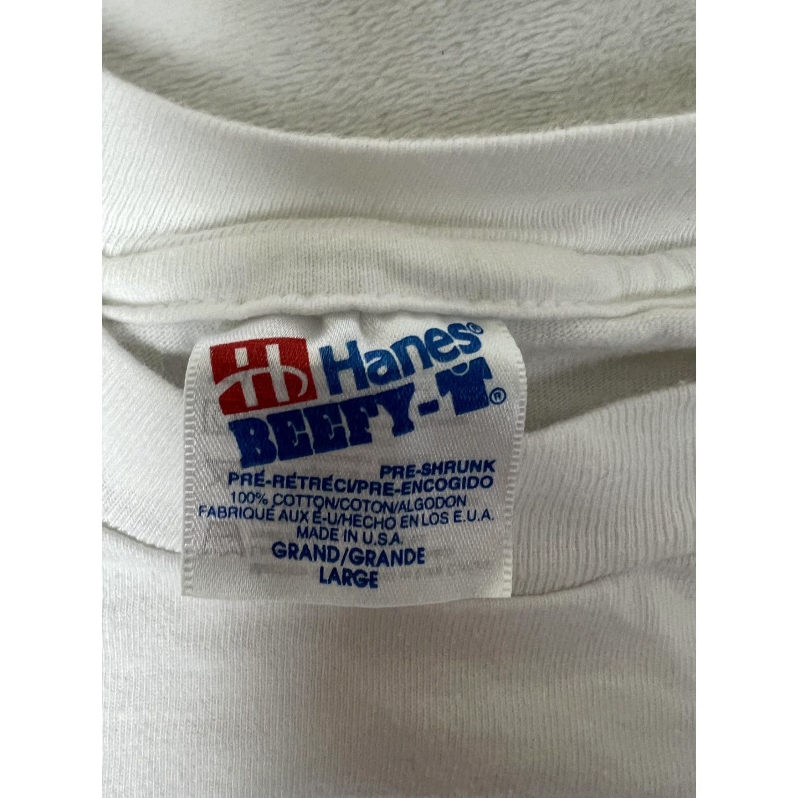 Hanes VINTAGE Ameritone Paint T-Shirt Mens Large White Great Whites Shark 90s Size US L / EU 52-54 / 3 - 5 Thumbnail