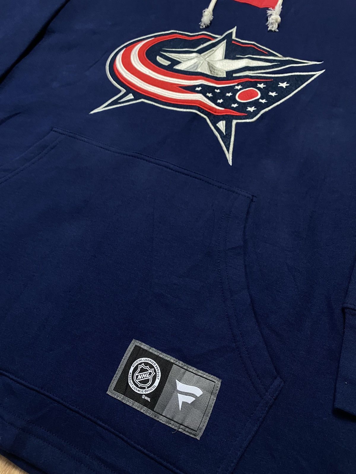 NHL × Vintage Columbus Blue Jackets NHL Hoodie Size M Size US M / EU 48-50 / 2 - 2 Thumbnail
