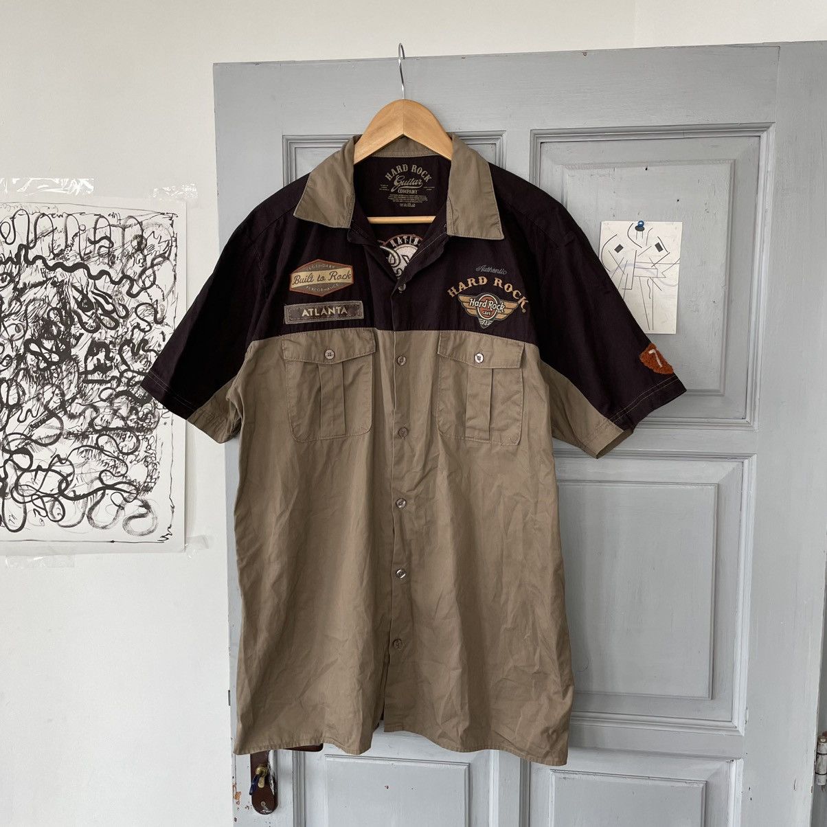 Hard Rock Cafe Vintage 90’s Hard Rock Atlanta Short Shirt Size L Size US L / EU 52-54 / 3 - 4 Thumbnail