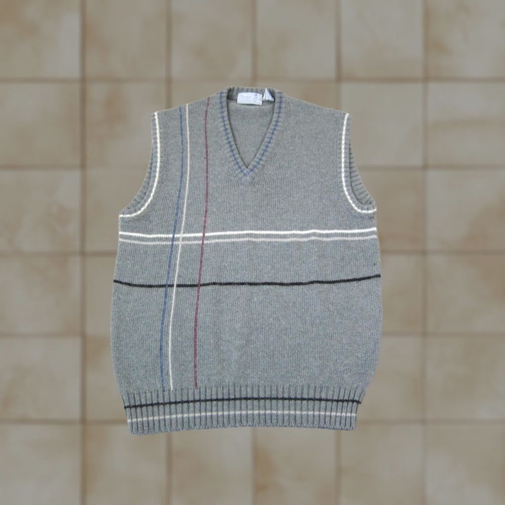 Vintage VINTAGE Shore Club Vest Sweater Mens L Gray Wool Blend V-Neck Knit 80s Size US L / EU 52-54 / 3 - 1 Thumbnail