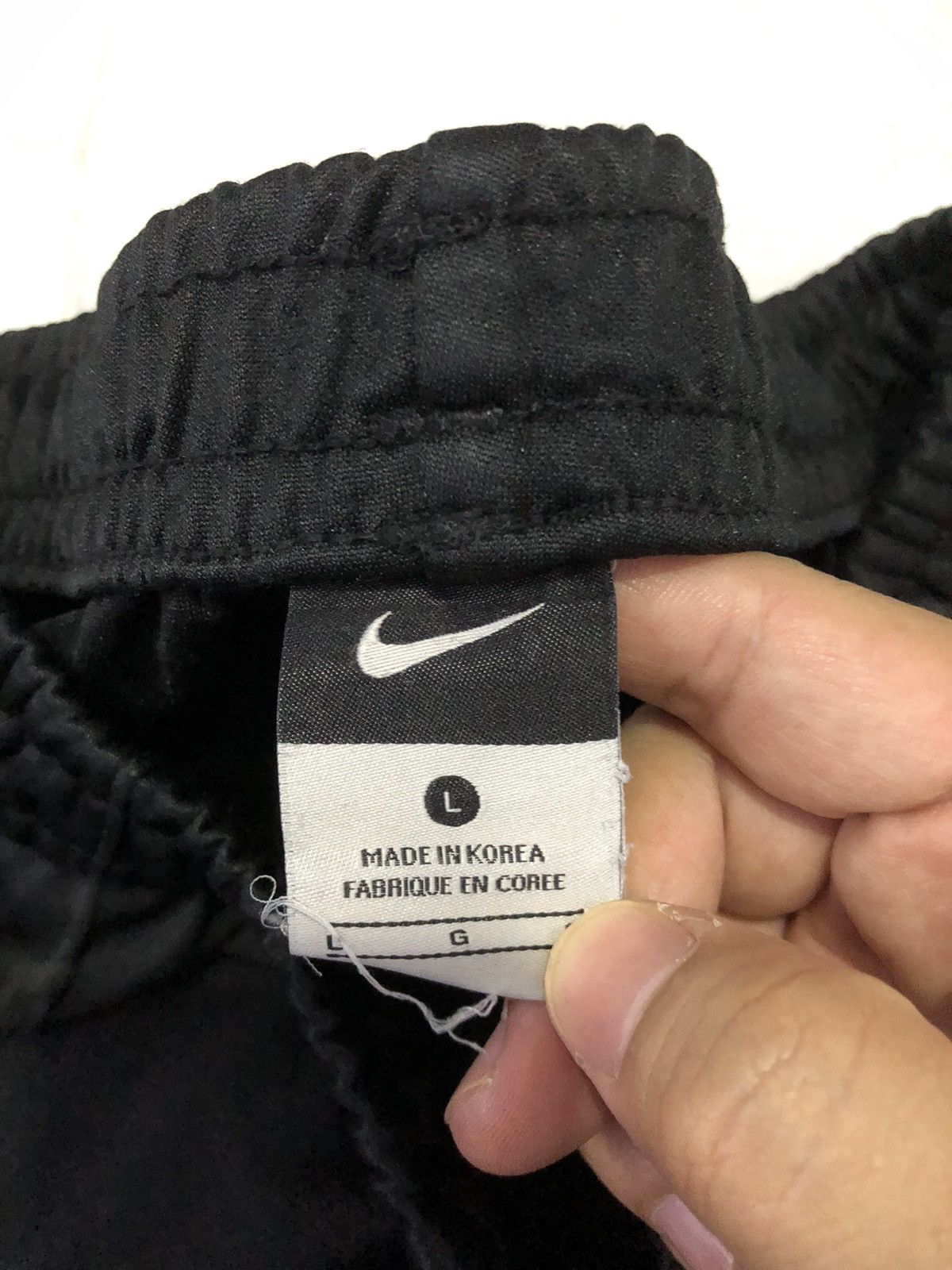 Nike Vintage Nike Track Pants Korea Made W28–32 L39 Size US 30 / EU 46 - 6 Thumbnail