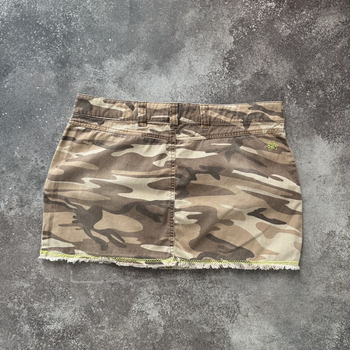 Hysteric Glamour Avant Garde Vintage Y2K Grunge Camo Cargo Mini Skirt Size 27" / US 4 / IT 40 - 5 Thumbnail