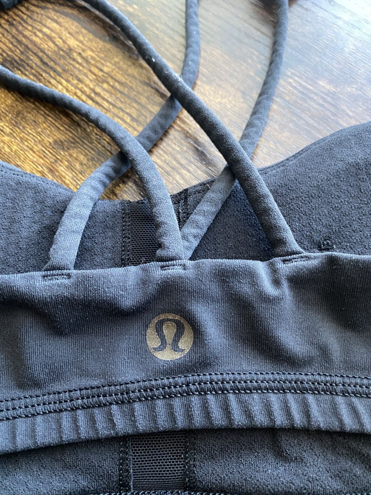 Lululemon Lululemon Black Strappy Sports Bra Top Size M / US 6-8 / IT 42-44 - 4 Thumbnail