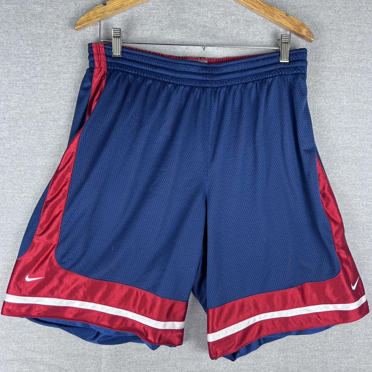 Nike VTG Nike Basketball Mesh Athletic Shorts Red Navy Fits L-XL Size US 33 - 1 Thumbnail
