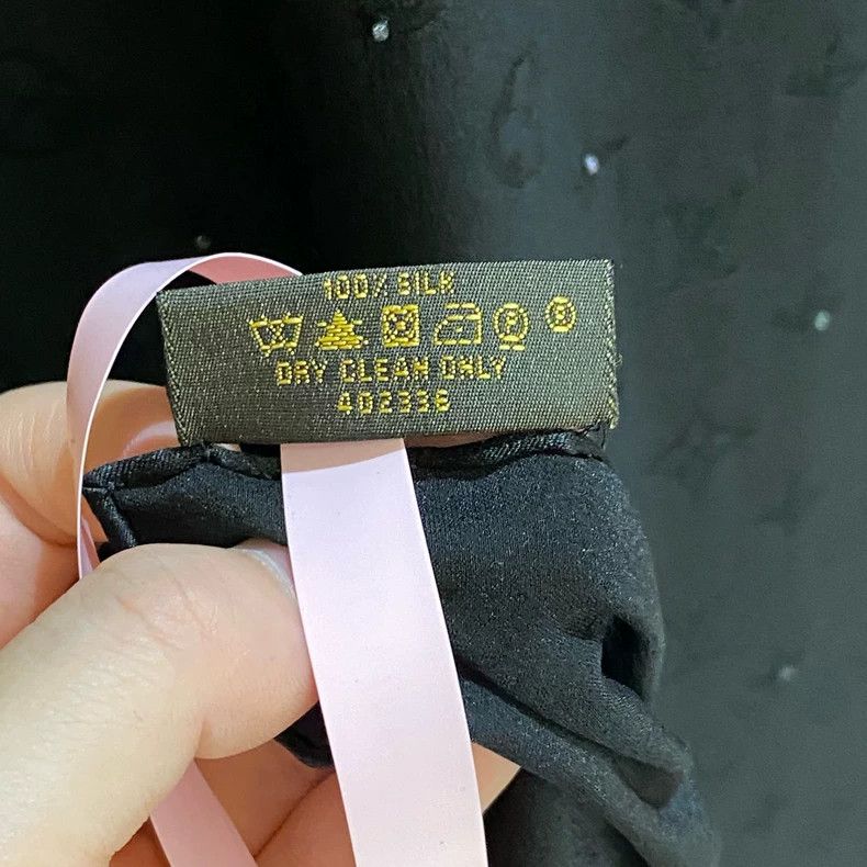 Louis Vuitton Louis Vuitton Black presbyopic rhinestone scarf Size ONE SIZE - 4 Thumbnail