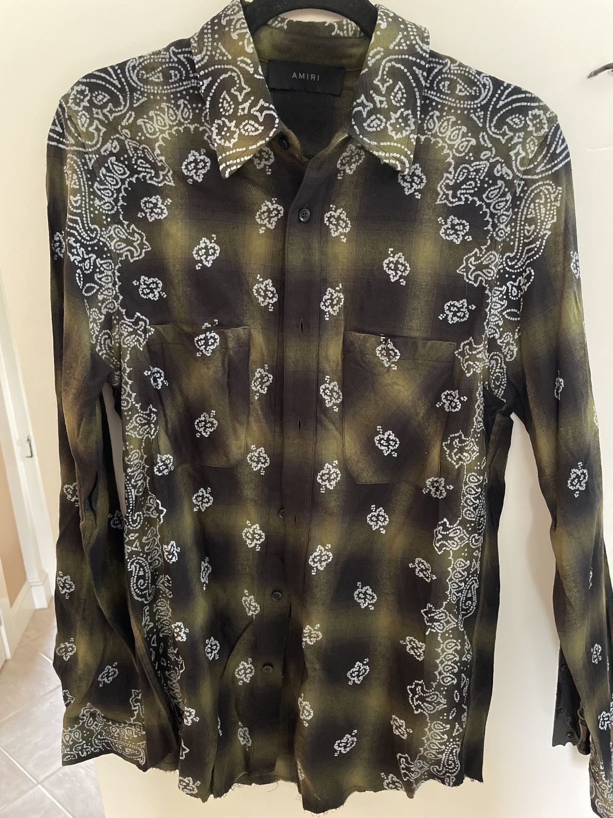 Amiri Bleach Bandana Military Green Shirt Size US L / EU 52-54 / 3 - 1 Thumbnail