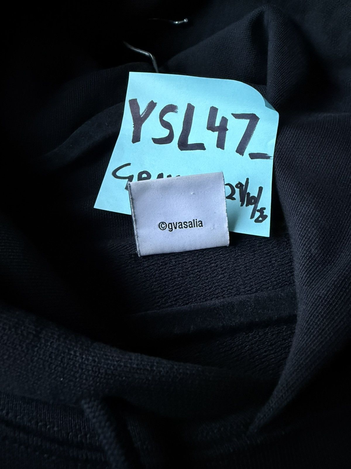 Vetements DEFINITION HOODIE Size US L / EU 52-54 / 3 - 5 Thumbnail