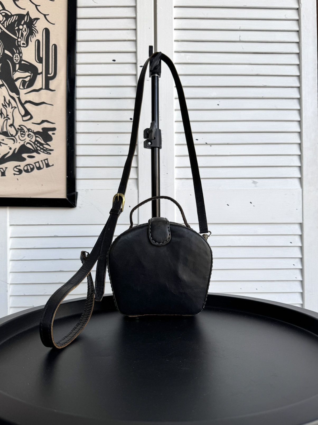 Vintage Vintage Handcrafted Leather Mini Bag Hard Shell Artisan Made Size ONE SIZE - 4 Thumbnail