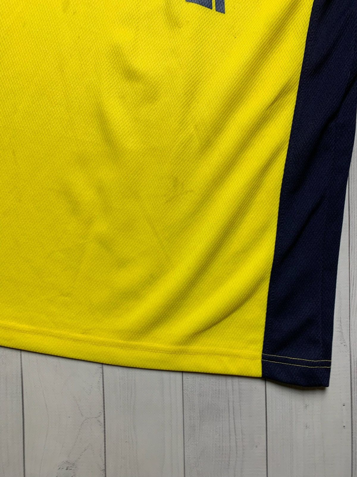 Vintage Vintage Arsenal yellow soccer tee SEGA away rare size S Size US S / EU 44-46 / 1 - 2 Thumbnail