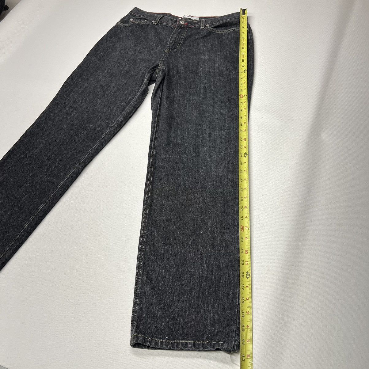 Tommy Hilfiger × Vintage Tommy Hilfiger Jeans Black Blasted Boyfriend Denim Faded Size 34" / US 12 / IT 48 - 20 Thumbnail