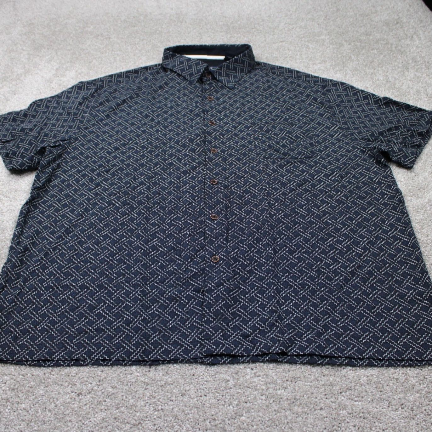 Nat Nast Nat Nast Shirt Mens 2XL XXL Black Geometric Silk/Cotton Short Sleeve Button Up Size US XXL / EU 58 / 5 - 2 Thumbnail