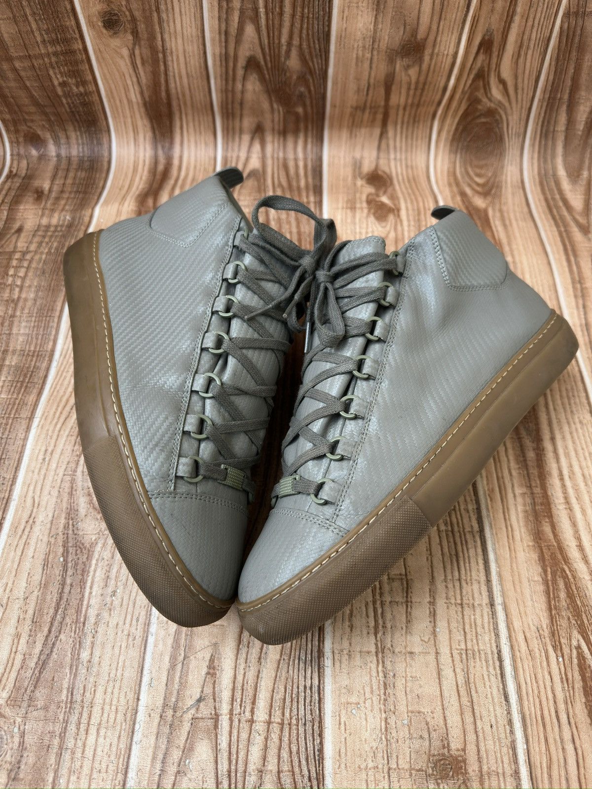Balenciaga Balenciaga Paris Light Grey Hightop Sneaks Size US 10 / EU 43 - 9 Thumbnail