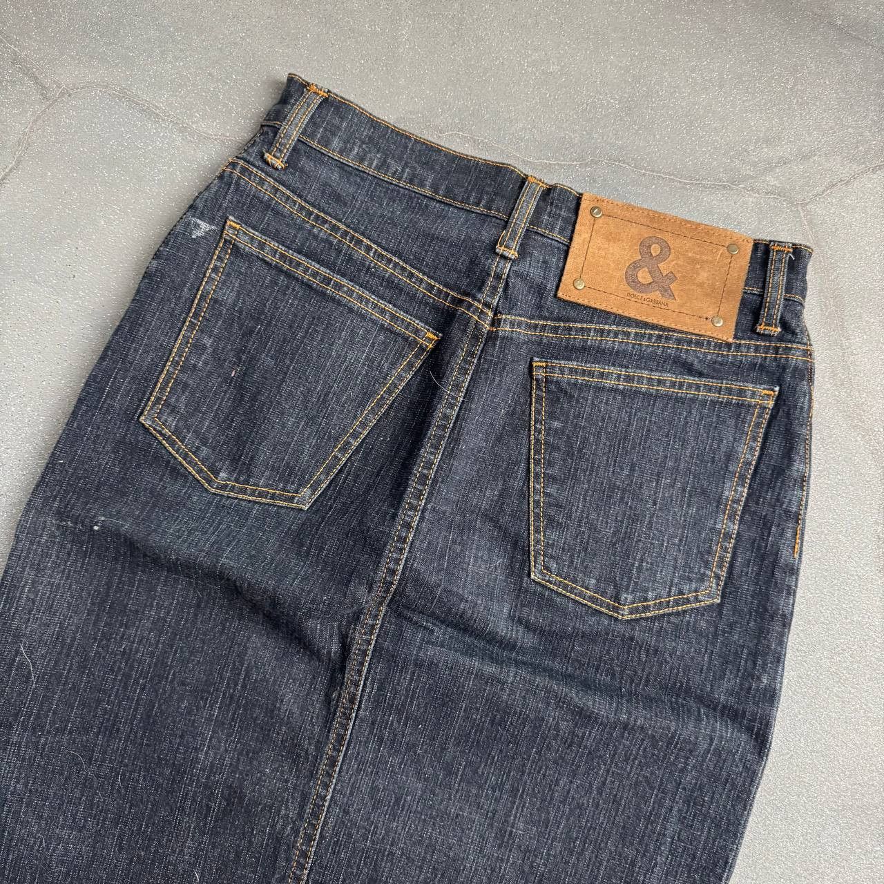 Dolce & Gabbana × Vintage Dolce & Gabbana Vintage Washed Denim Midi Skirt Size 26" / US 2 / IT 38 - 3 Thumbnail