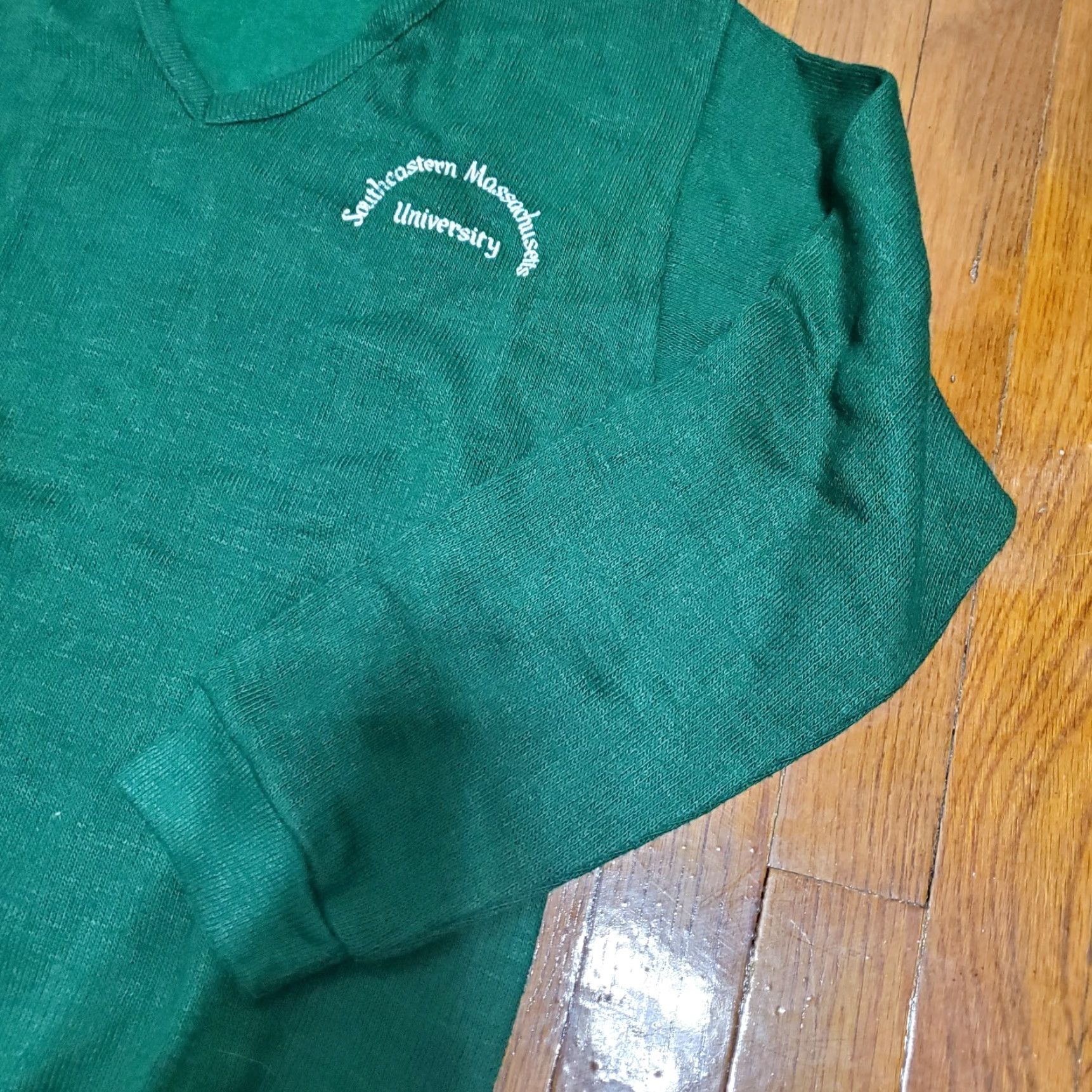 Vintage VINTAGE Artex University Sweater V-Neck Green size M Regular Knit Pullover Logo Graphic Print Men’s Size US M / EU 48-50 / 2 - 3 Thumbnail
