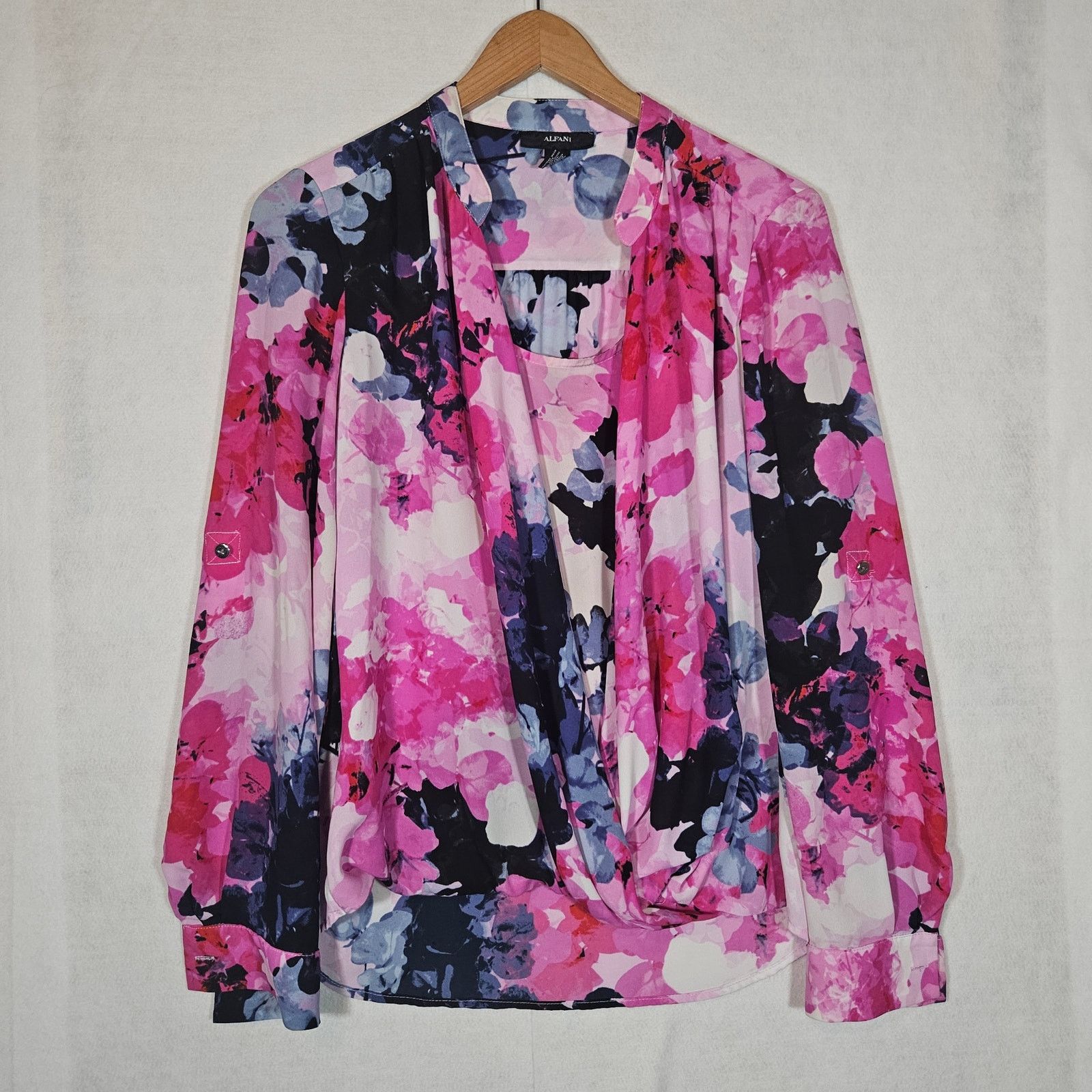 Alfani Alfani Pink Floral Layered Long Sleeve Blouse Size M / US 6-8 / IT 42-44 - 1 Thumbnail