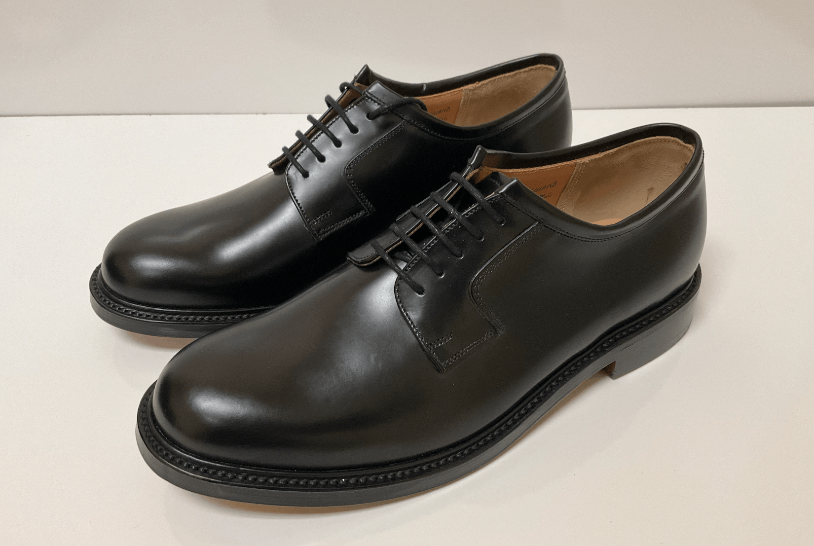 Grenson Grenson Camden $735 Benchmade in England Wholecut Derby Size US 10.5 / EU 43-44 - 4 Thumbnail