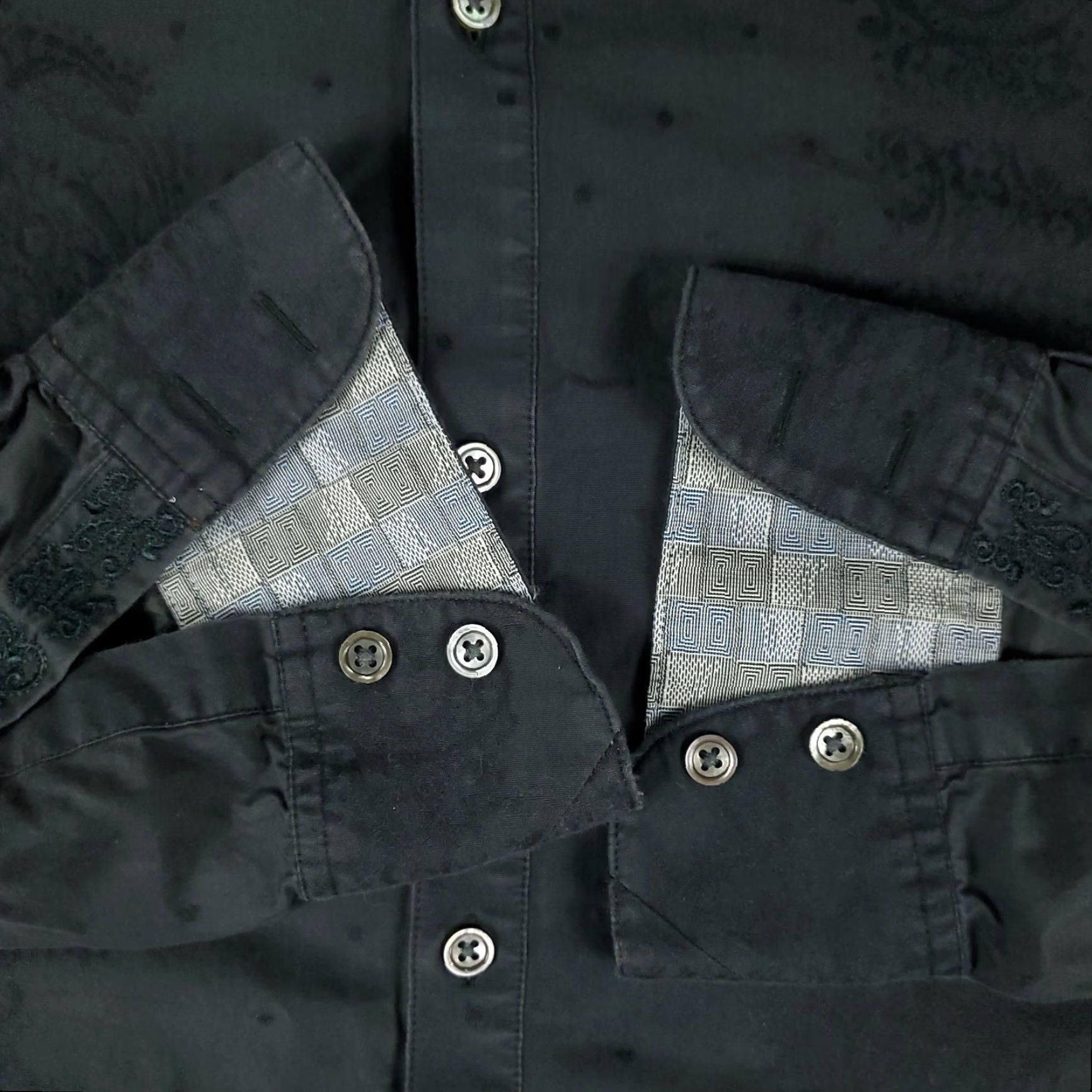 Robert Graham Robert Graham Shirt Mens Size XLT Gray Button Up Long Sleeve Solid Casual Flip Cuff Size US XL / EU 56 / 4 - 5 Thumbnail