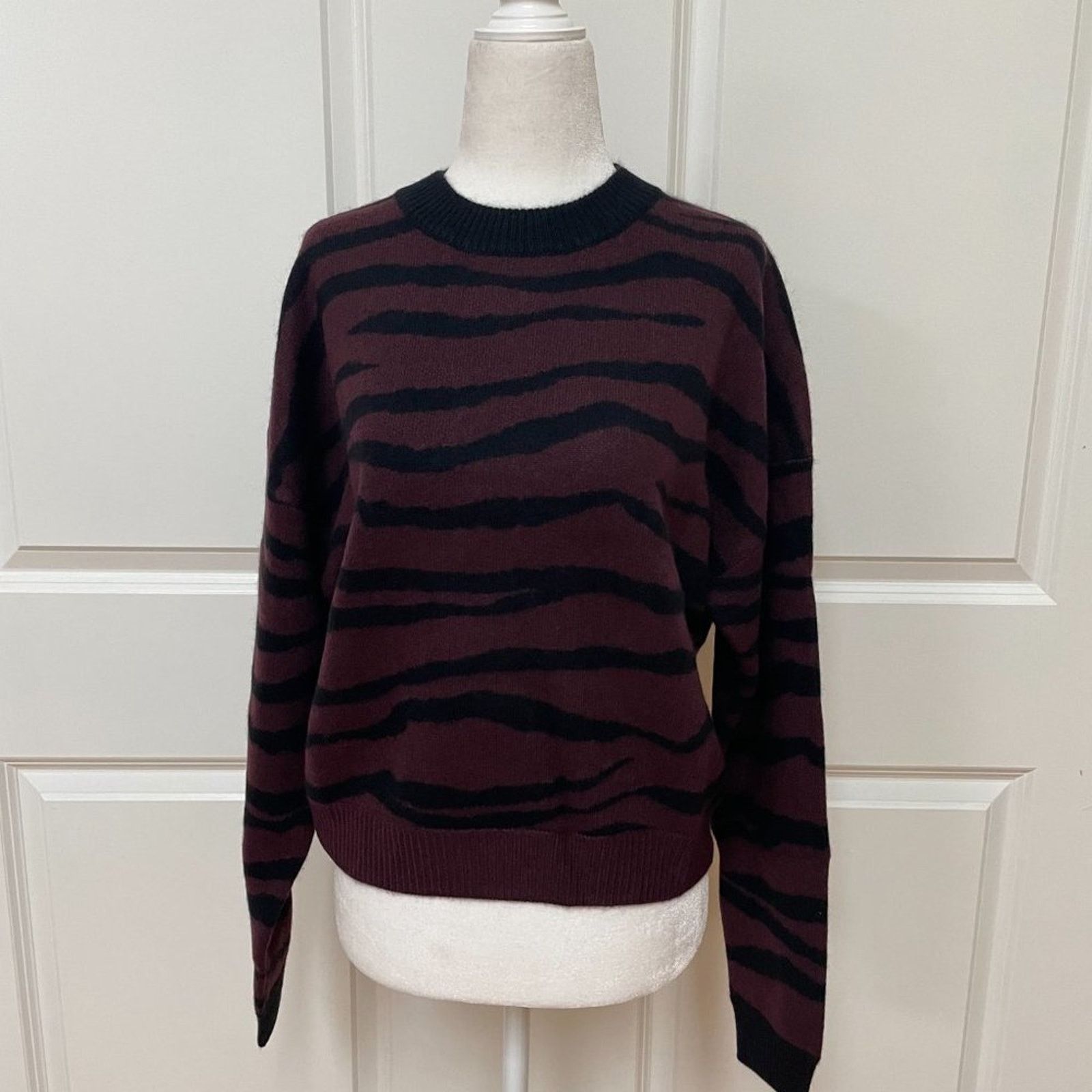 NAADAM Tiger Stripes Cashmere Sweater from Naadam Size M / US 6-8 / IT 42-44 - 4 Thumbnail