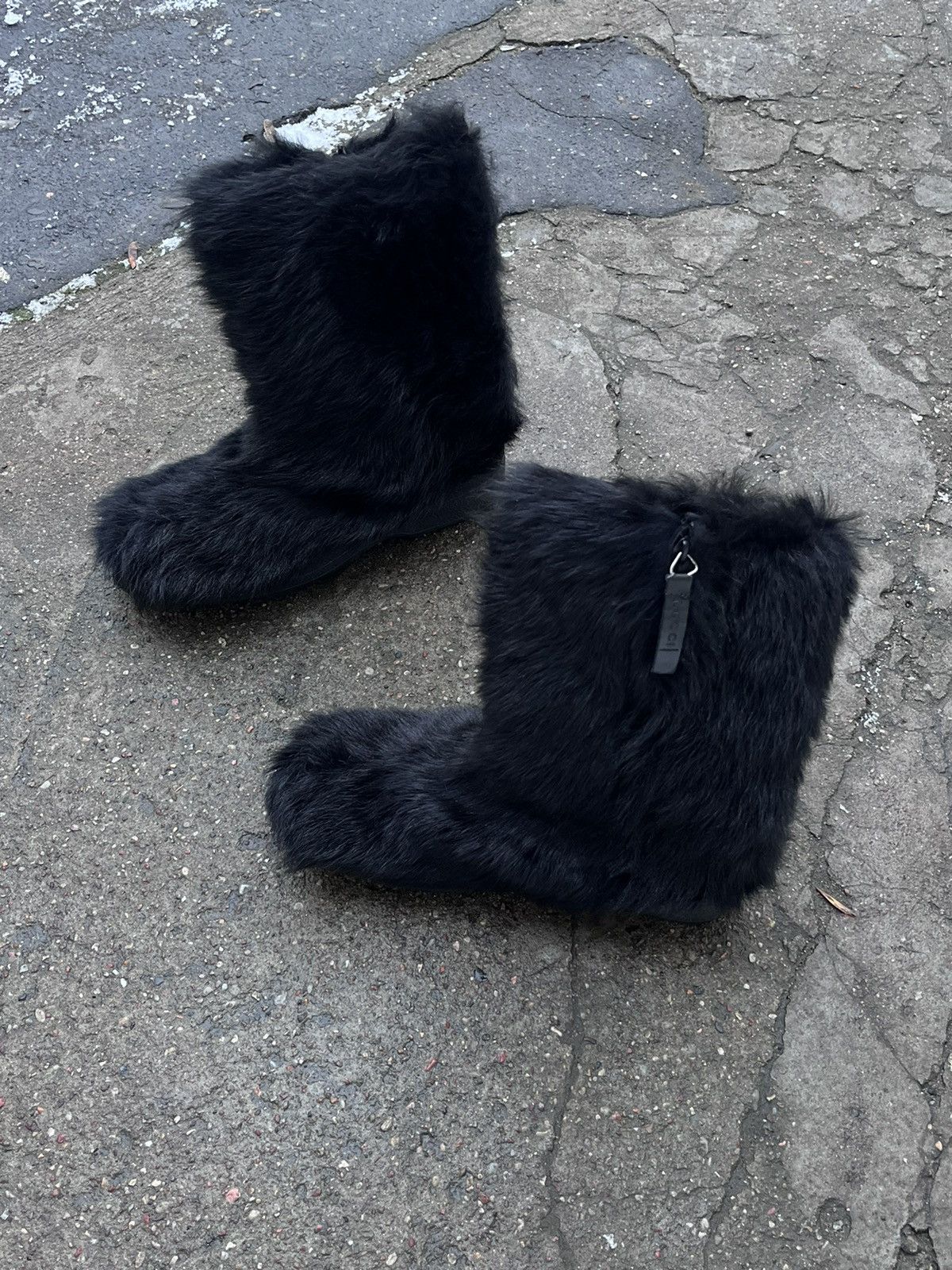 Gucci Tom Ford AW98 Goat Fur Boots Avantgarde shoes