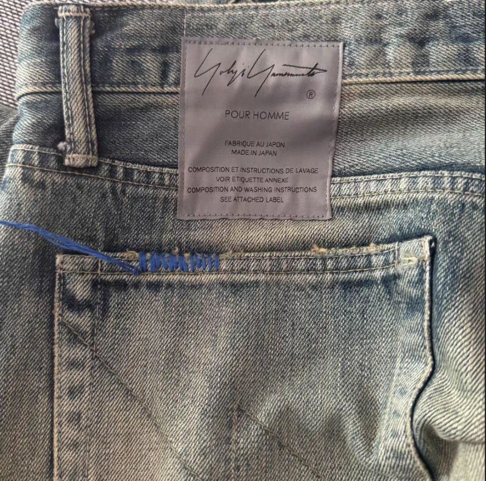 Neighborhood Neighborhood size L Distressed Slashed Washed Jeans Size US 30 / EU 46 - 8 Thumbnail