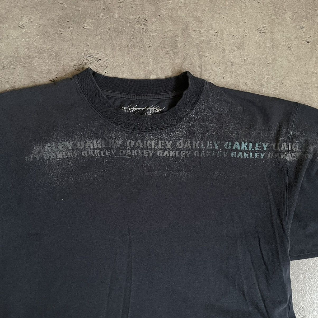 Oakley × Vintage Vintage Oakley Med Faded Multilogo T-Shirt Size US M / EU 48-50 / 2 - 2 Thumbnail