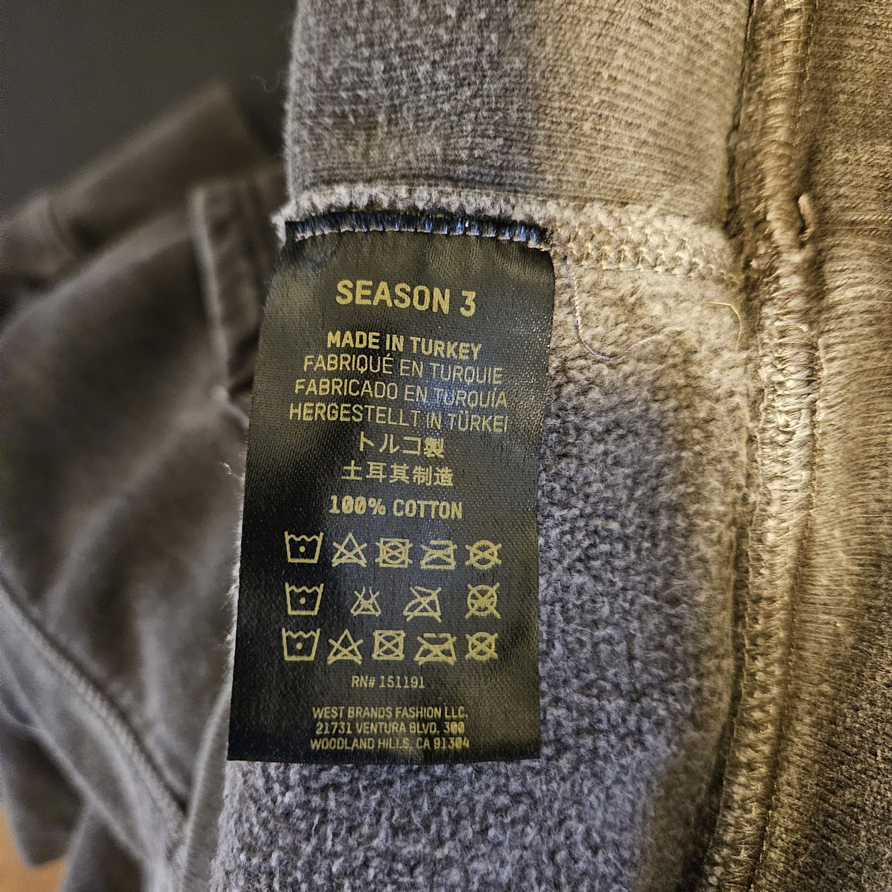 Yeezy Yeezy Season 3 Hoodie Onyx Grey Size US S / EU 44-46 / 1 - 5 Thumbnail