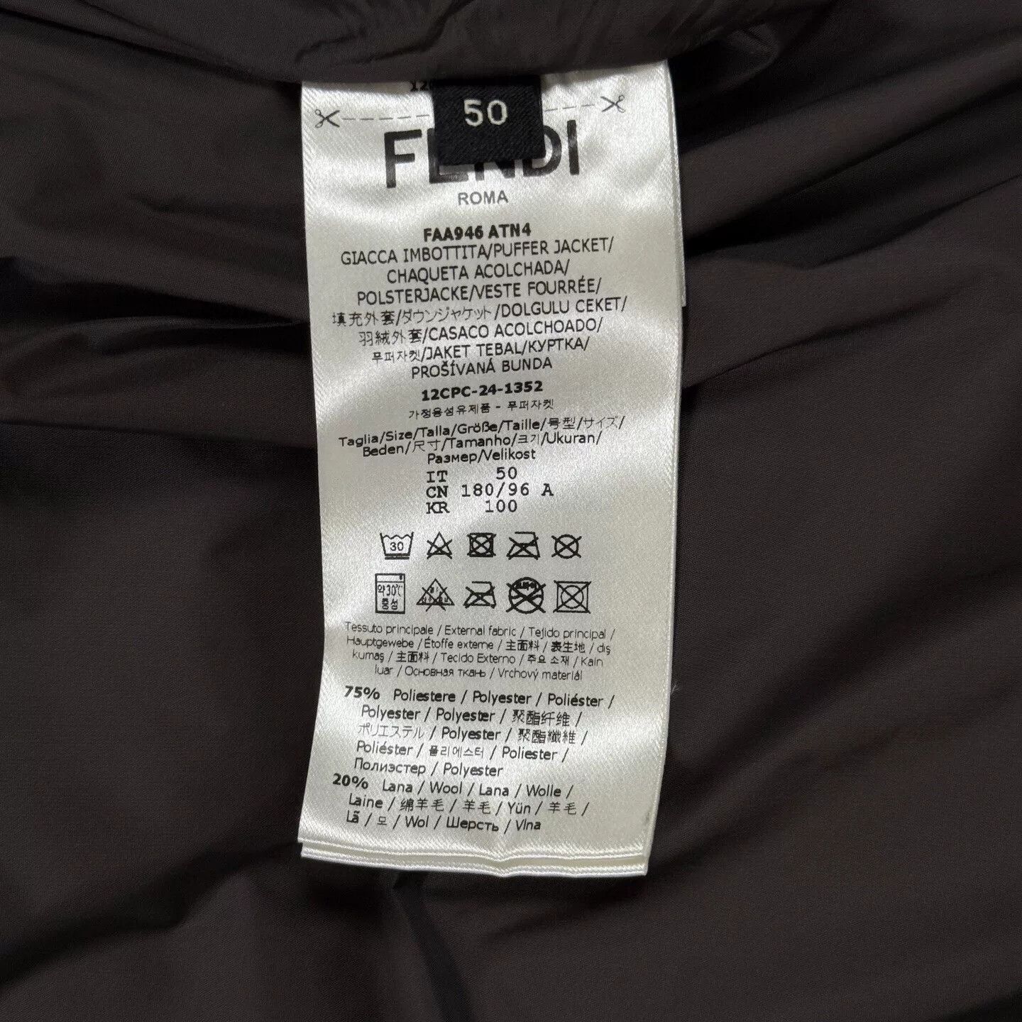 Fendi fendi monogram down jacket size 50 Size US M / EU 48-50 / 2 - 4 Thumbnail