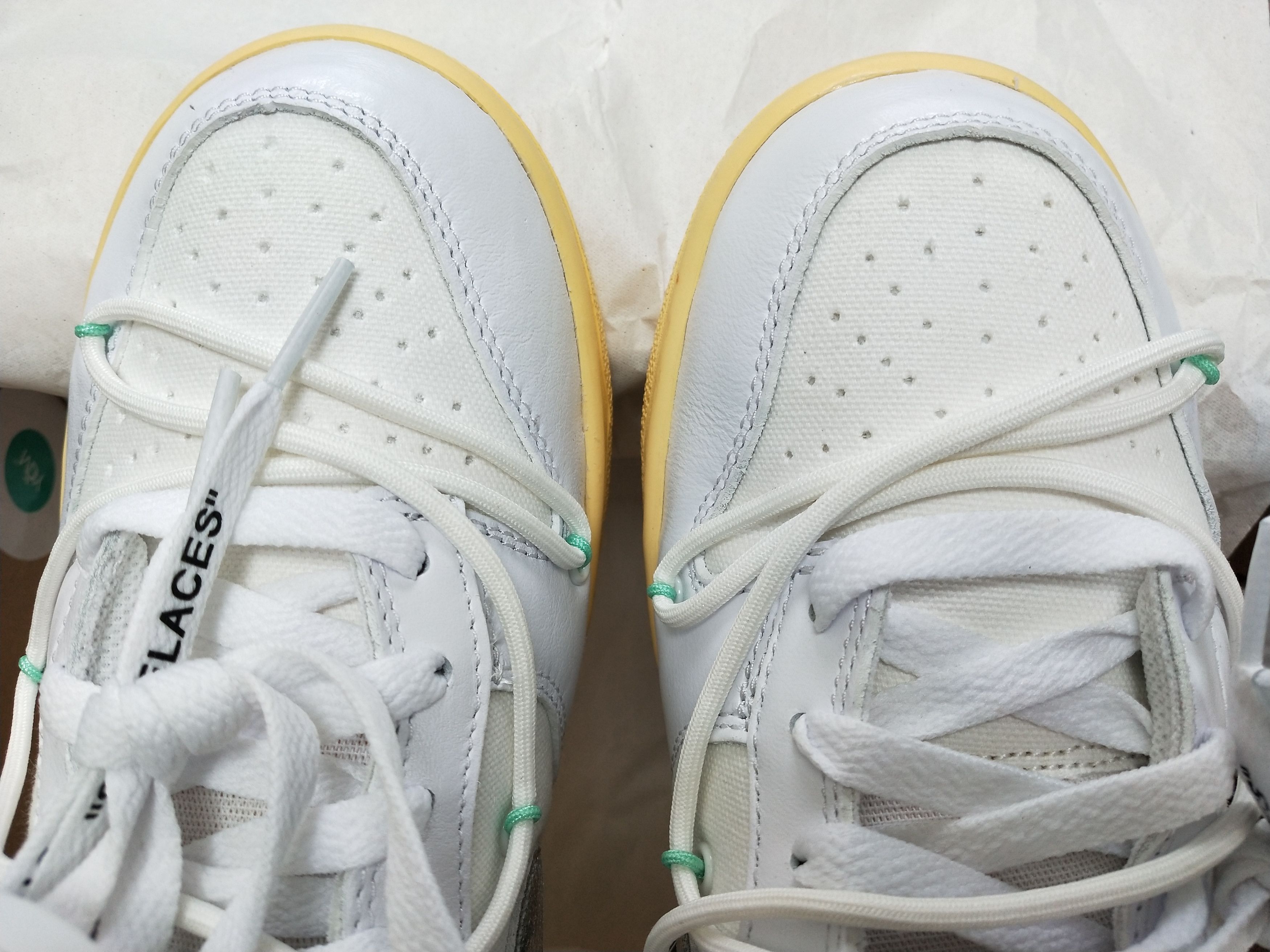 Nike × Off-White Nike Off-White Dunk Low Lot 1/50 Size US 8 / EU 41 - 5 Thumbnail
