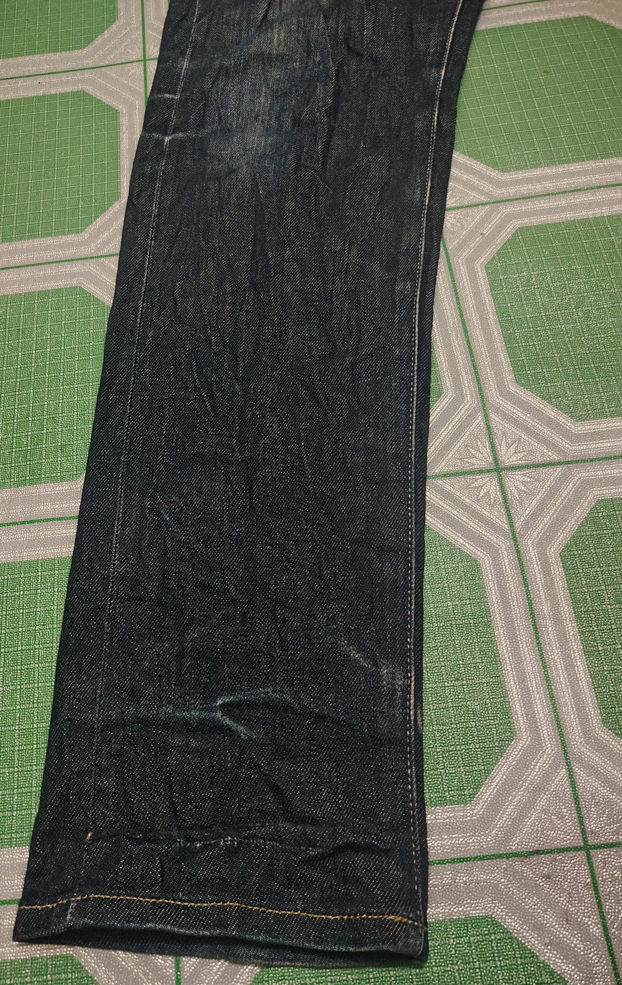 Undercover × Uniqlo Japan Uniqlo Selvedge Jeans Distressed Jeans Size US 34 / EU 50 - 15 Thumbnail