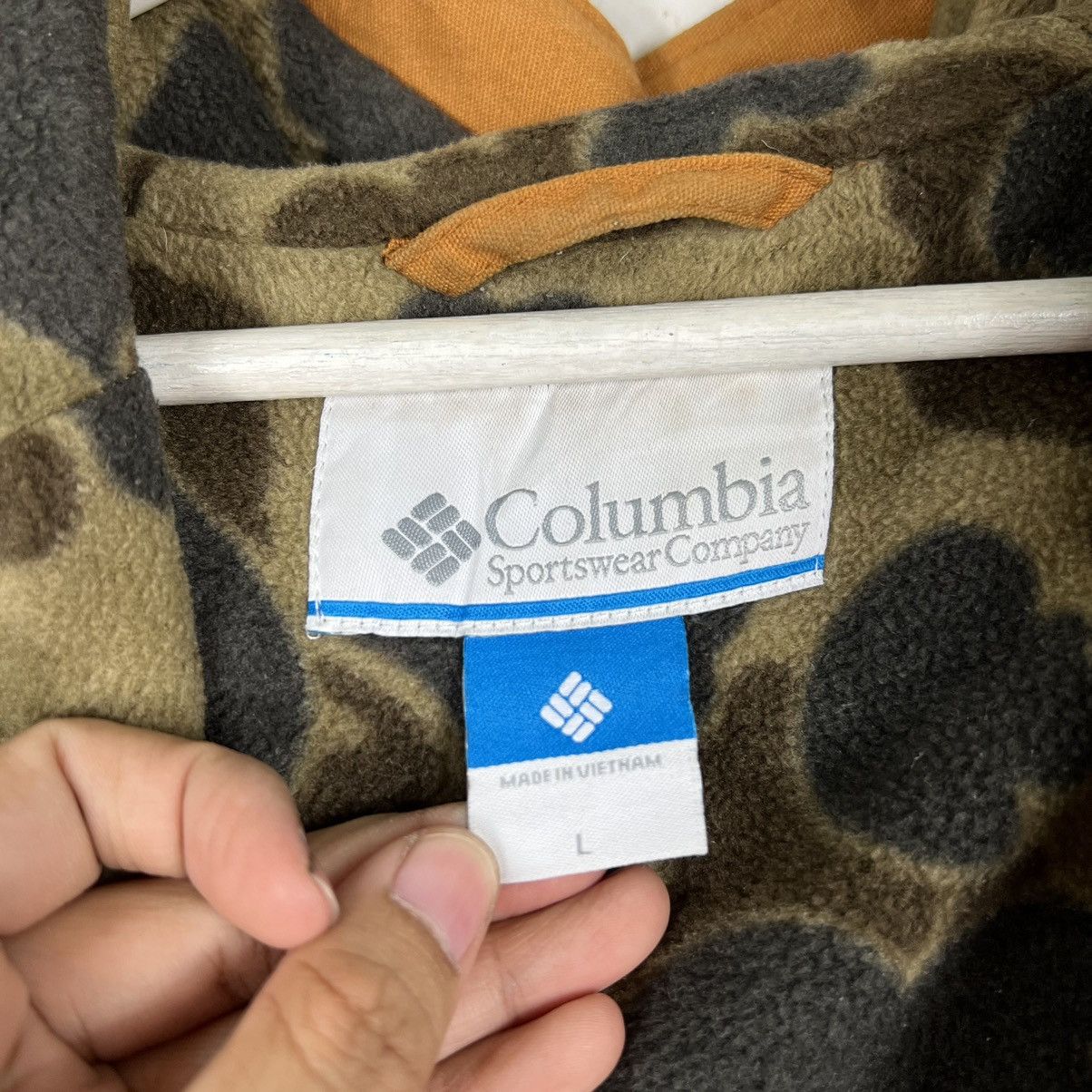 Columbia 🔥 COLUMBIA HOODIES CAMO LINING JACKET Size US L / EU 52-54 / 3 - 14 Thumbnail