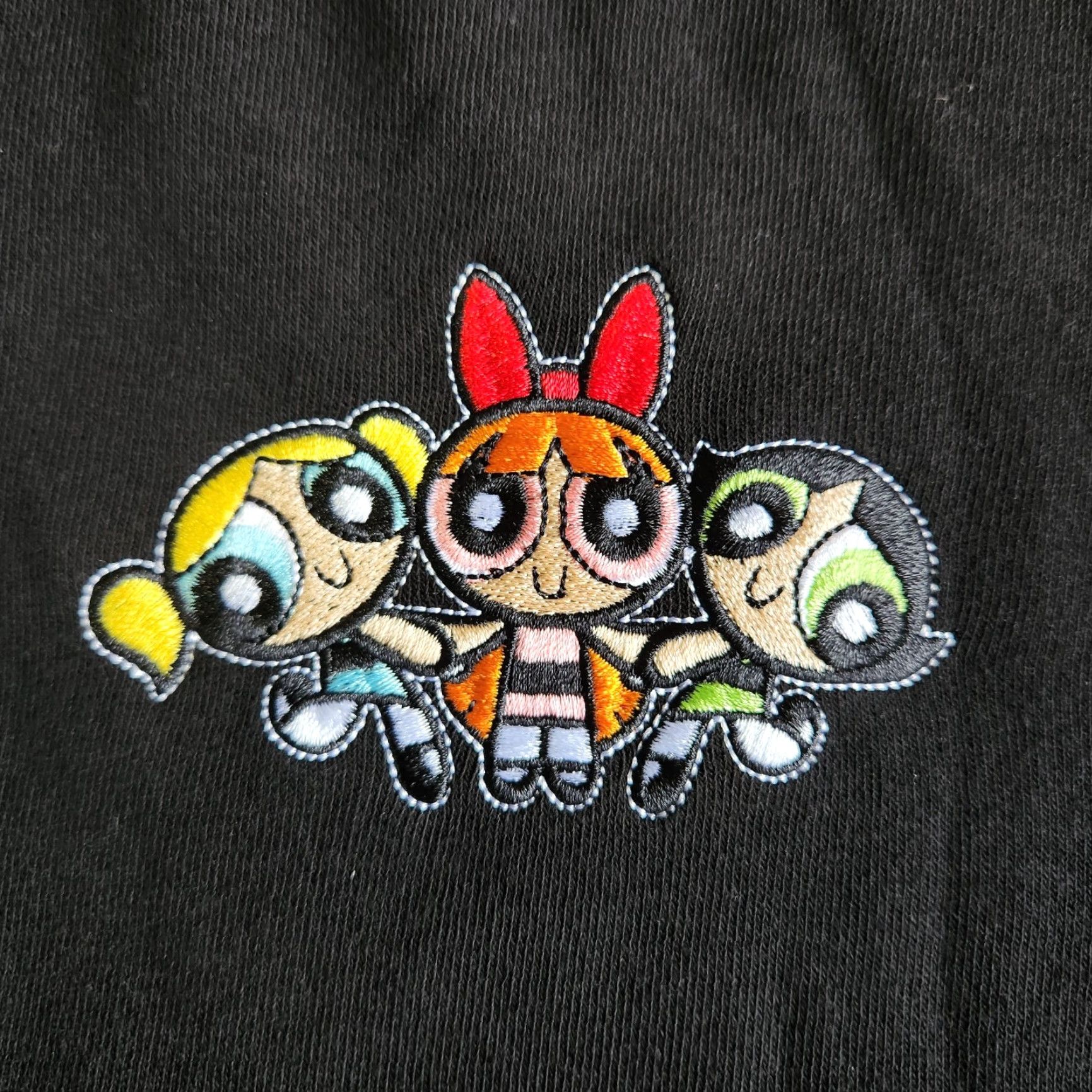 Vintage Powerpuff Girls Cartoon Network Our Universe MD Black Embroidered Sweatshirt NWT Sweater Size M / US 6-8 / IT 42-44 - 5 Thumbnail
