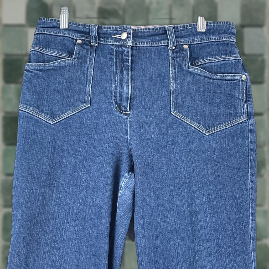 Vintage Christopher & Banks Jeans Capri Womens Size 12 Blue Denim Stretch High-Rise Casual Pants Size 34" / US 12 / IT 48 - 1 Thumbnail
