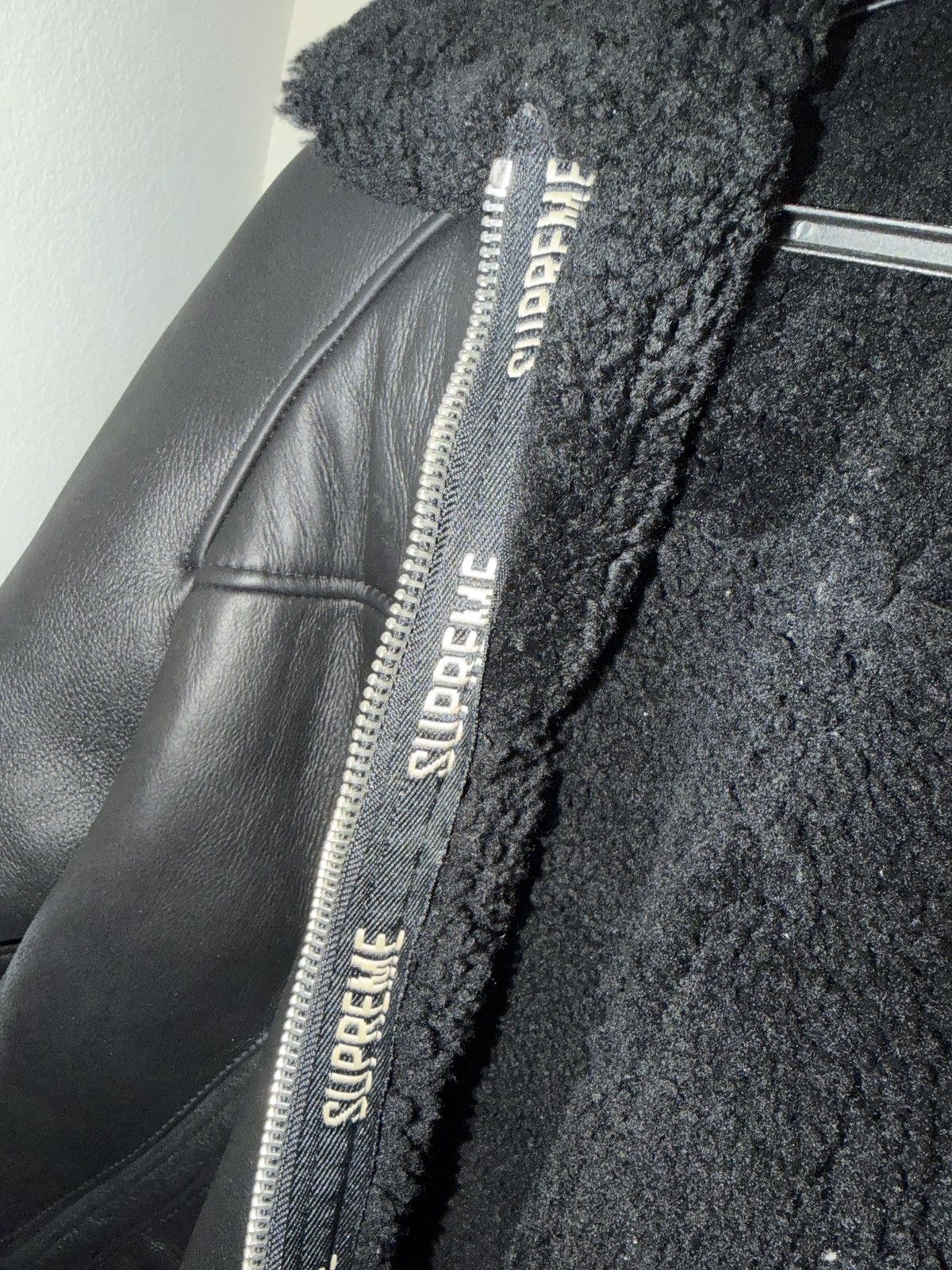Supreme Supreme Schott Shearling Bomber Jacket Size US XL / EU 56 / 4 - 4 Thumbnail