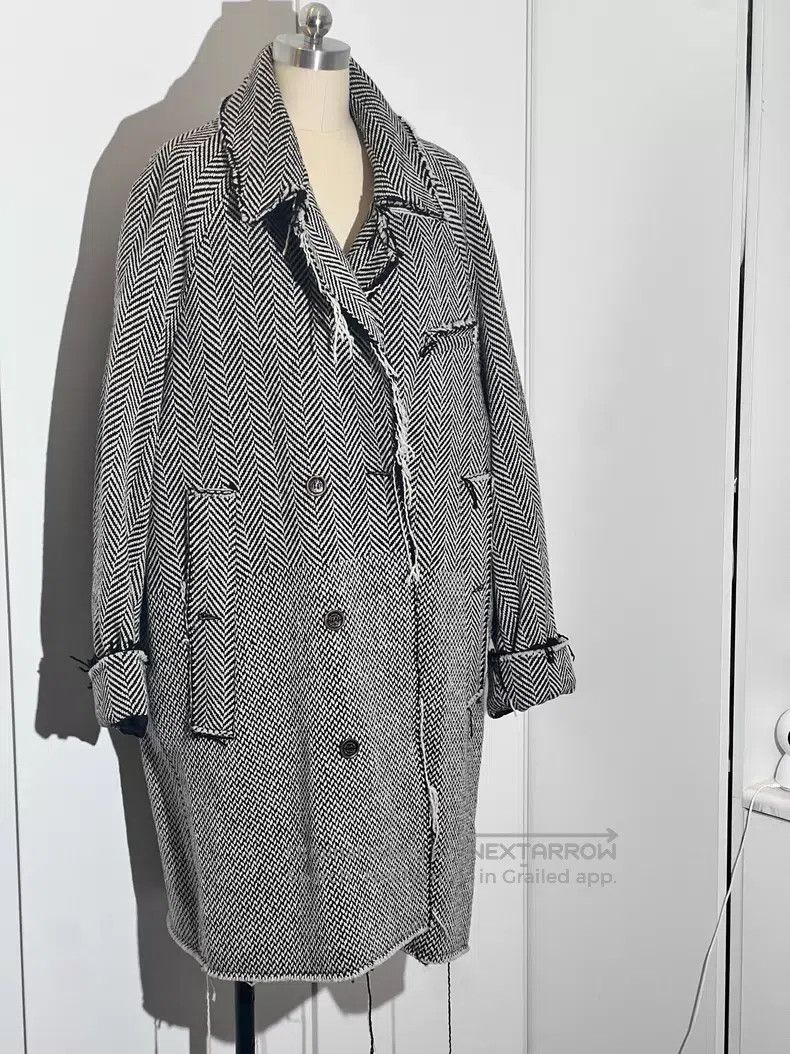 Song For The Mute SONG FOR THE MUTE Fur coat Size US M / EU 48-50 / 2 - 1 Thumbnail