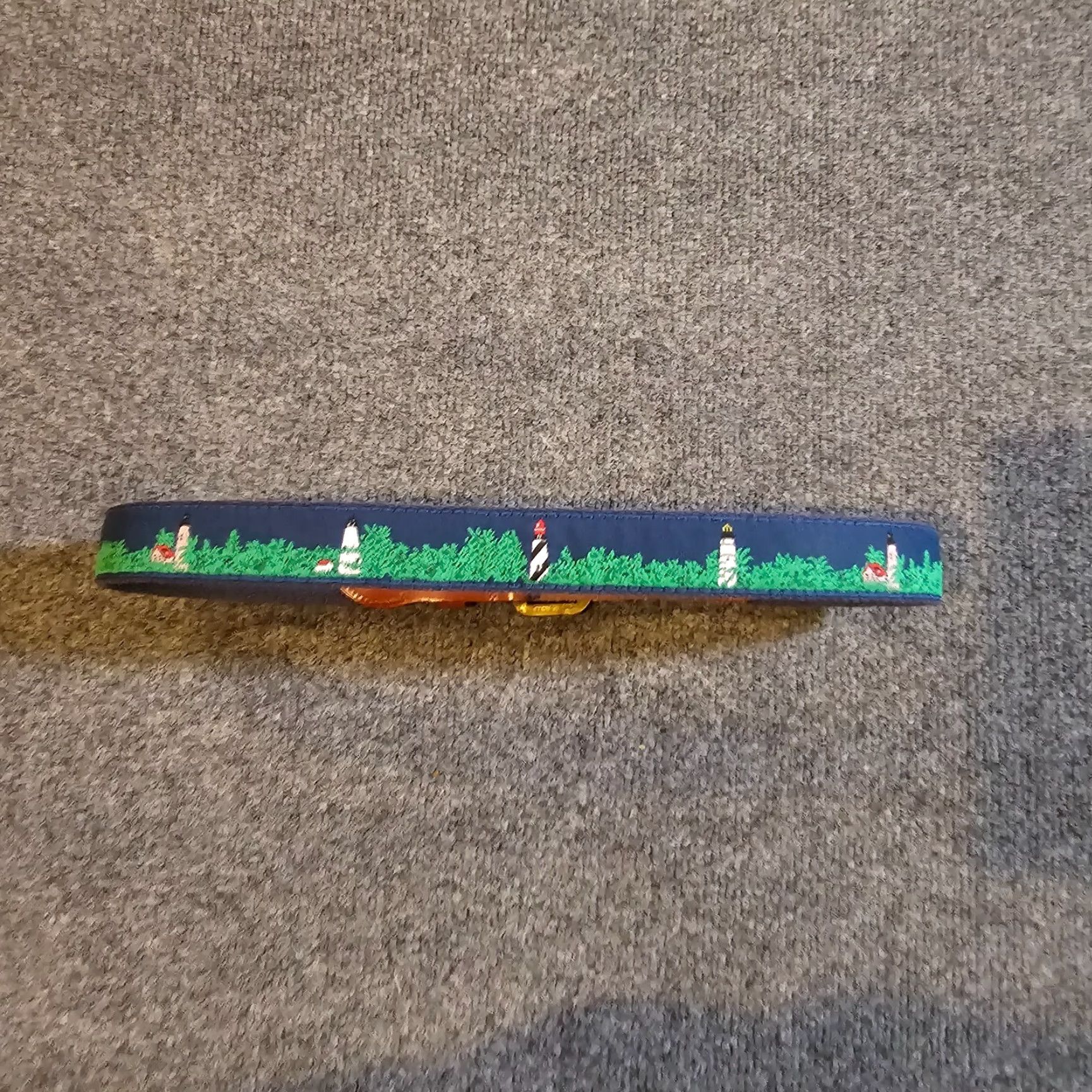 Vintage VINTAGE Leather Man Belt Mens 30 Belt Leather Brass Buckle Beach Lighthouse Made In USA Golf Dress Mens Size 30 - 4 Thumbnail