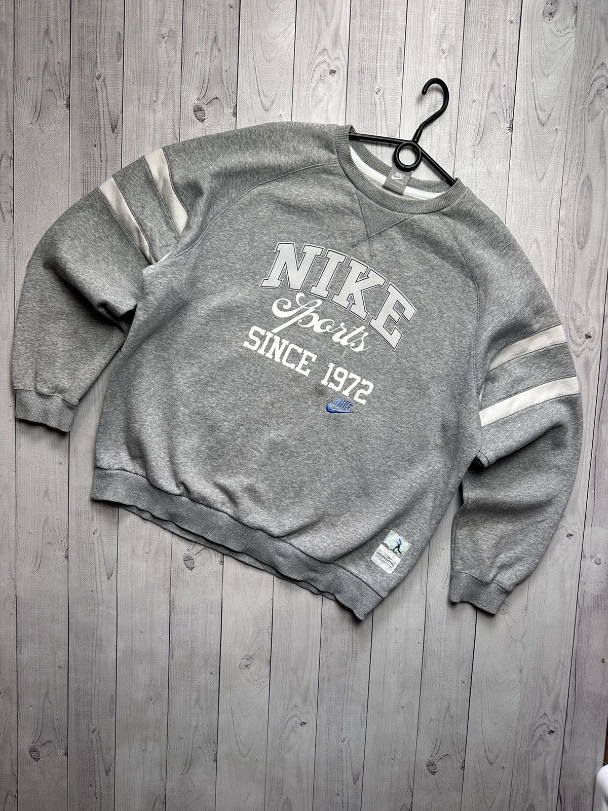 Nike × Vintage Vintage Nike sweatshirt big logo size L Size US L / EU 52-54 / 3 - 1 Thumbnail