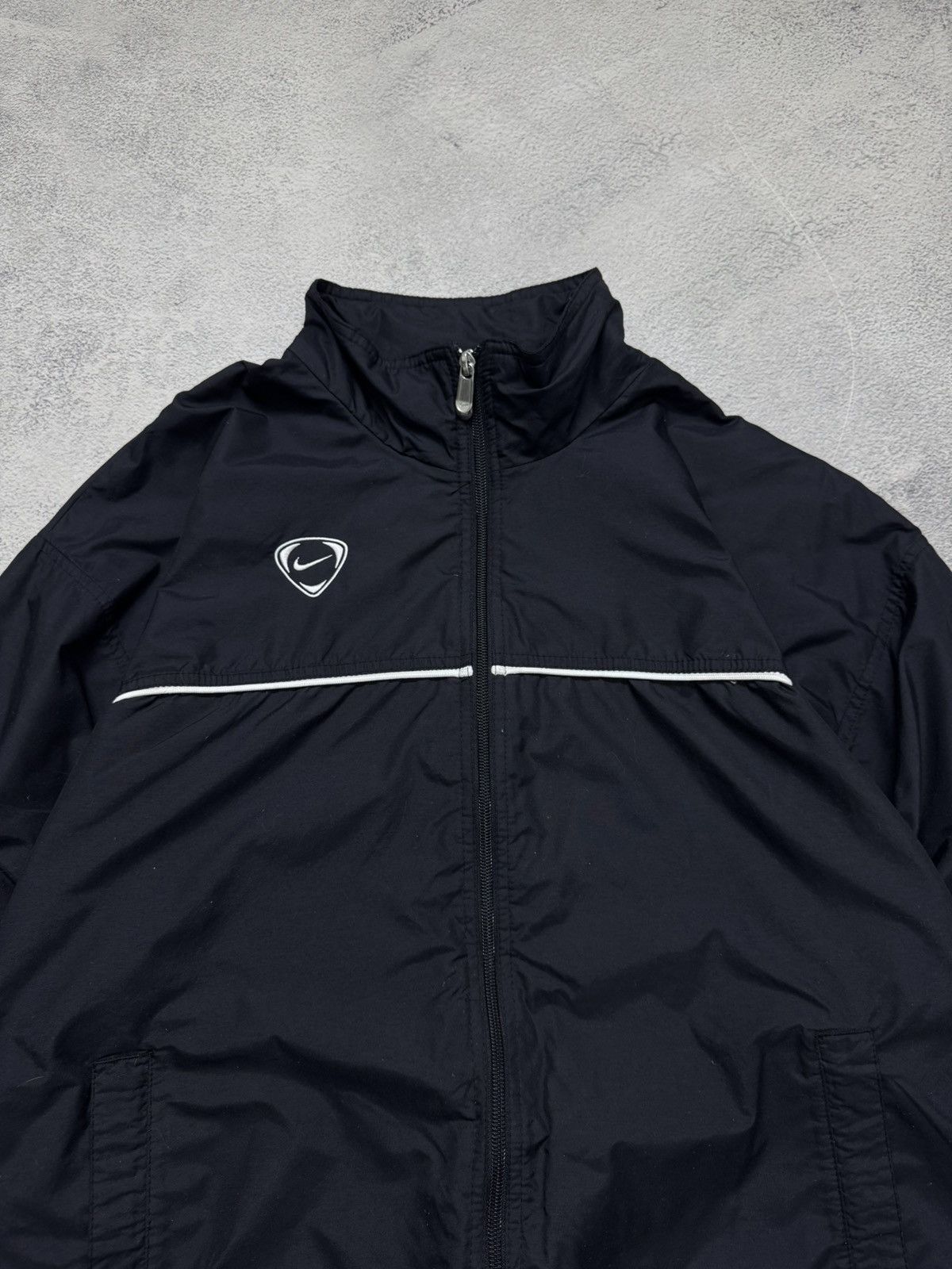 Nike Vintage Y2K Nike Nylon Mini Logo Jacket 00’s Size US L / EU 52-54 / 3 - 2 Thumbnail