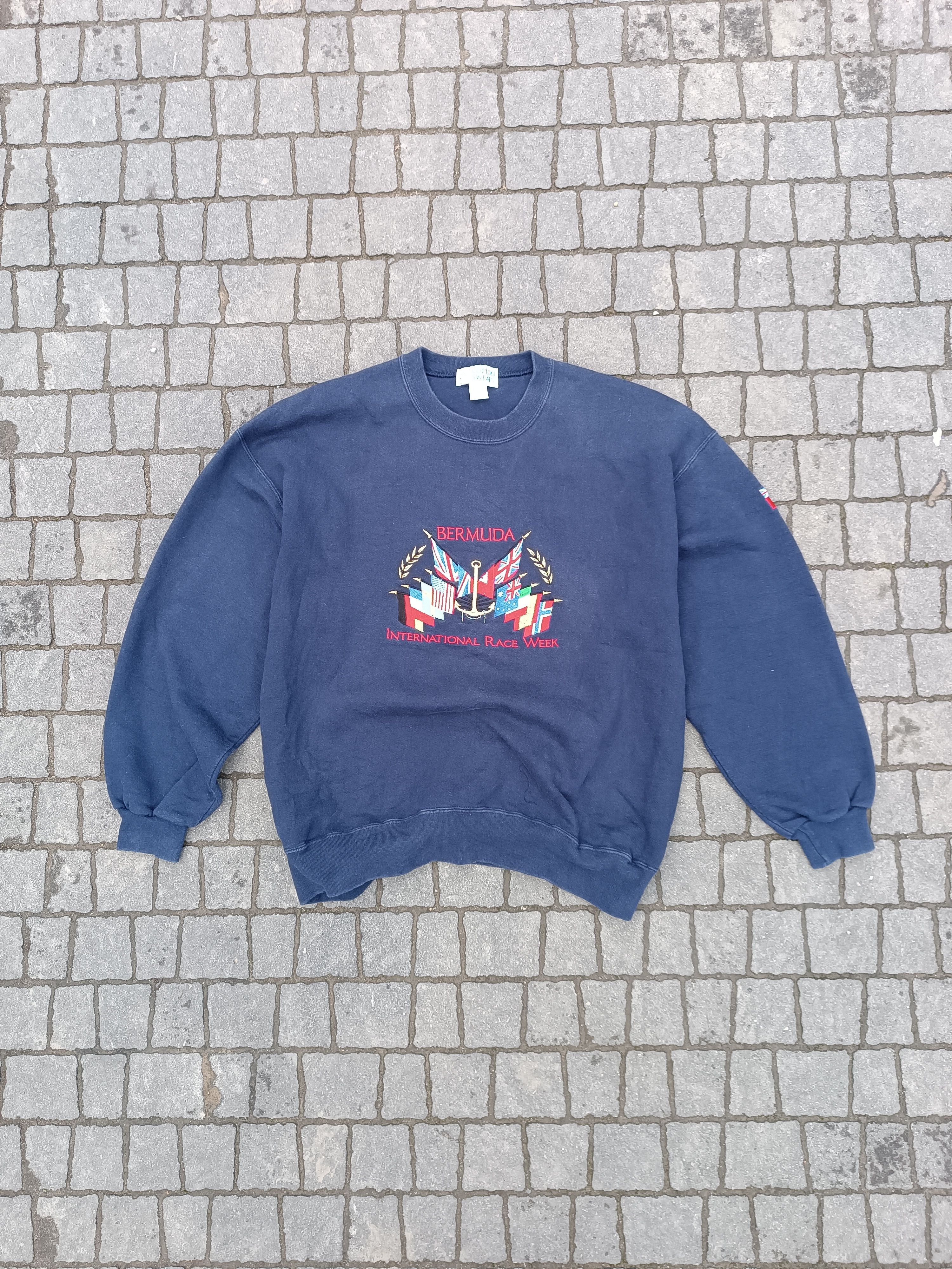 Vintage Vintage bermuda crewneck sweatshirt retro og y2k Size US XL / EU 56 / 4 - 1 Thumbnail